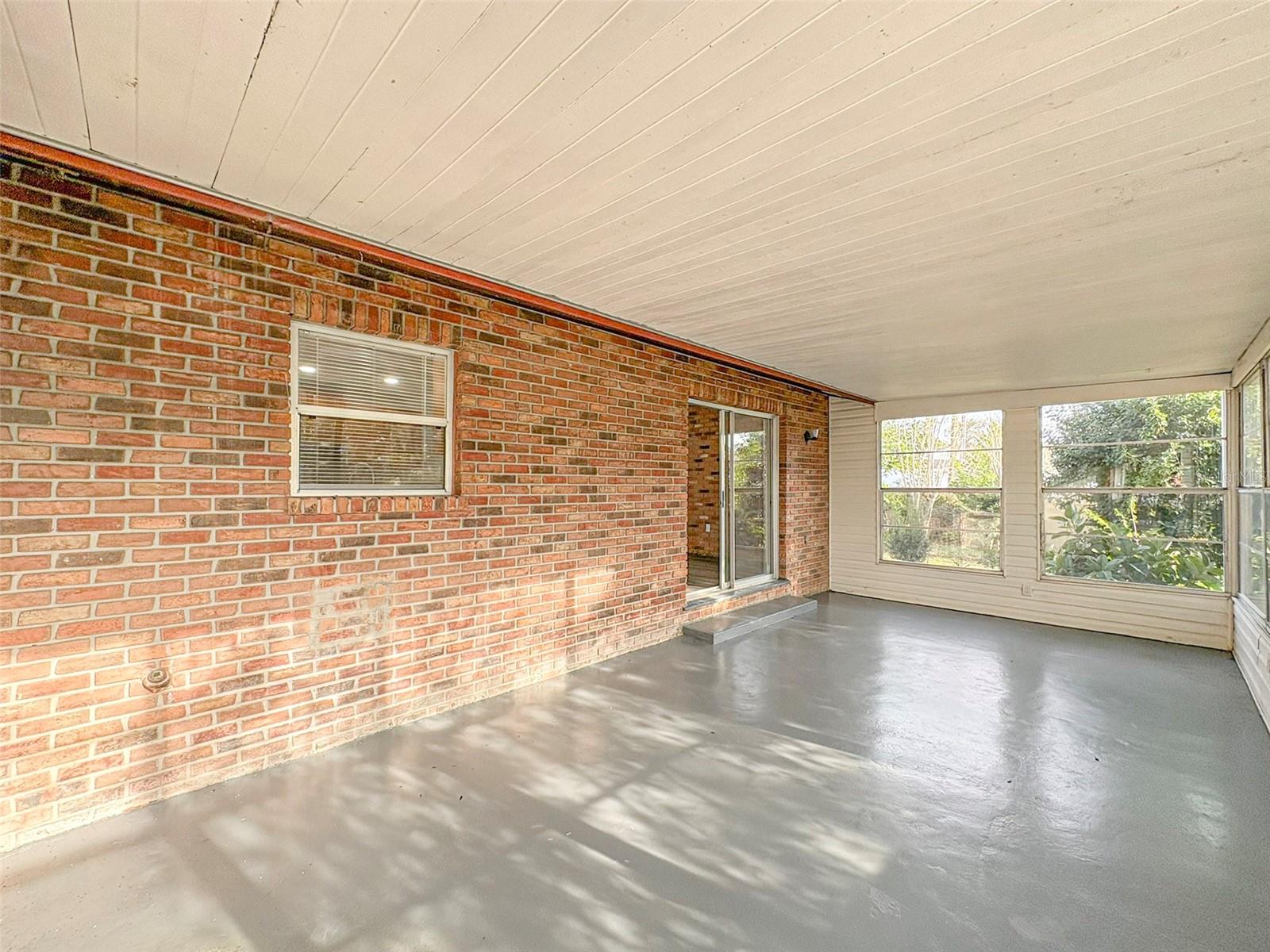 Image 16 of 29 For 1631 Monterey Lane