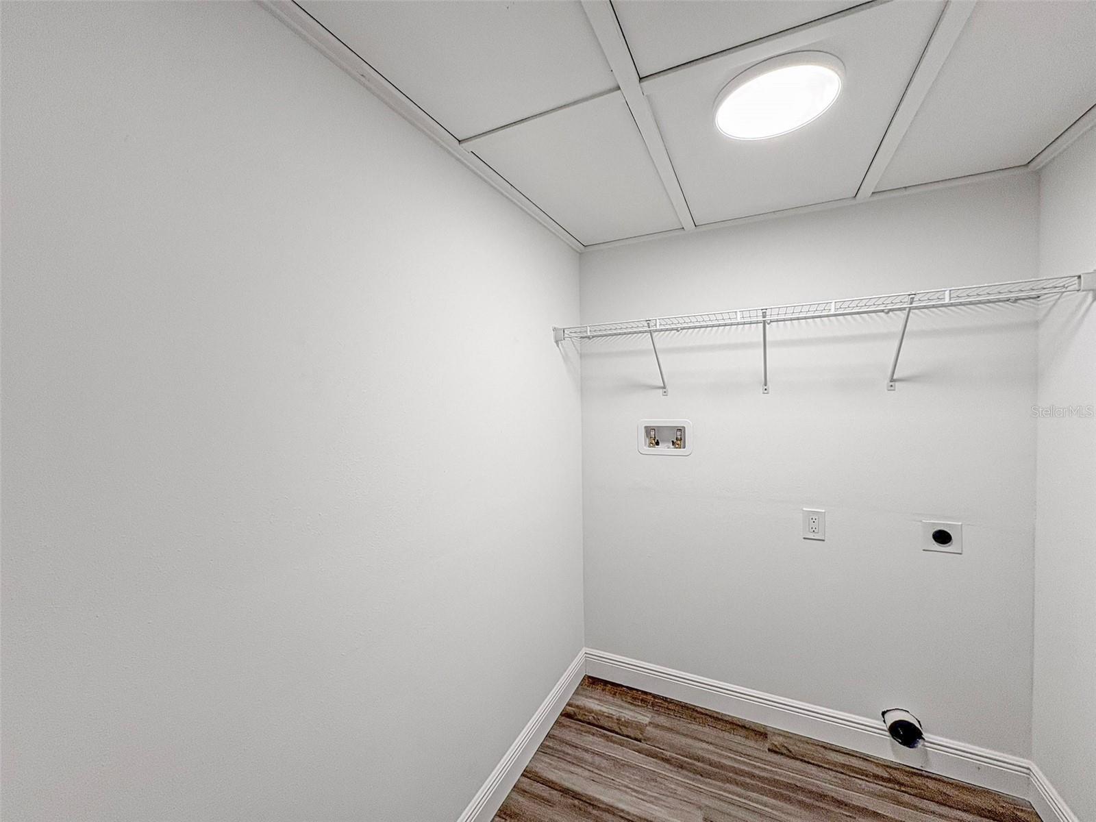 Image 23 of 29 For 1631 Monterey Lane