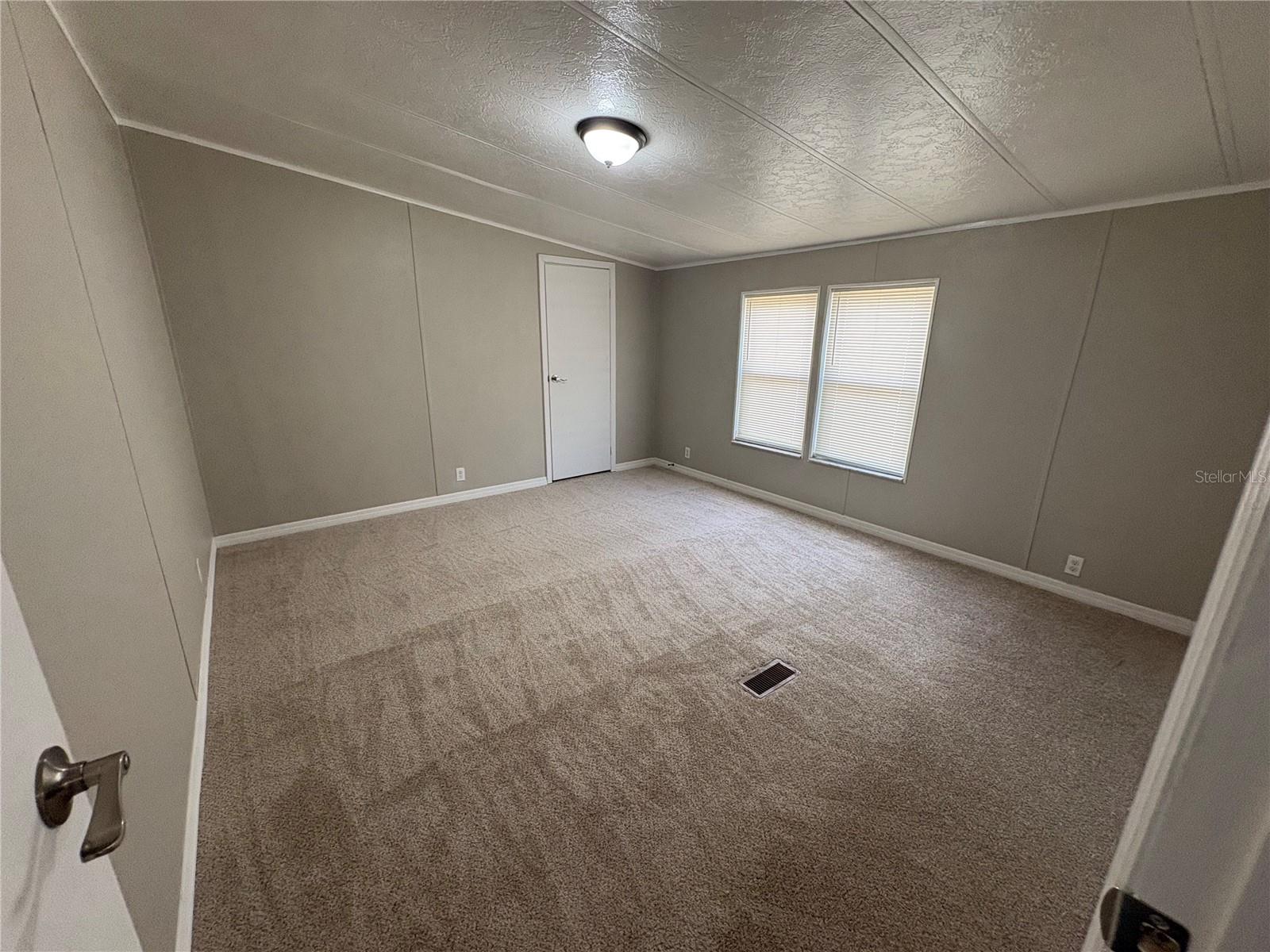 Image 14 of 22 For 4831 Rollinglen Loop W