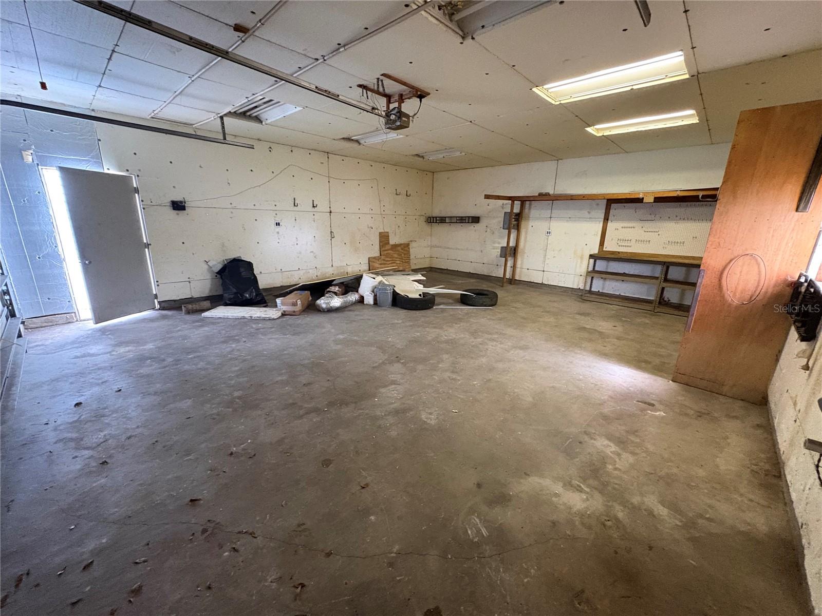 Image 16 of 22 For 4831 Rollinglen Loop W