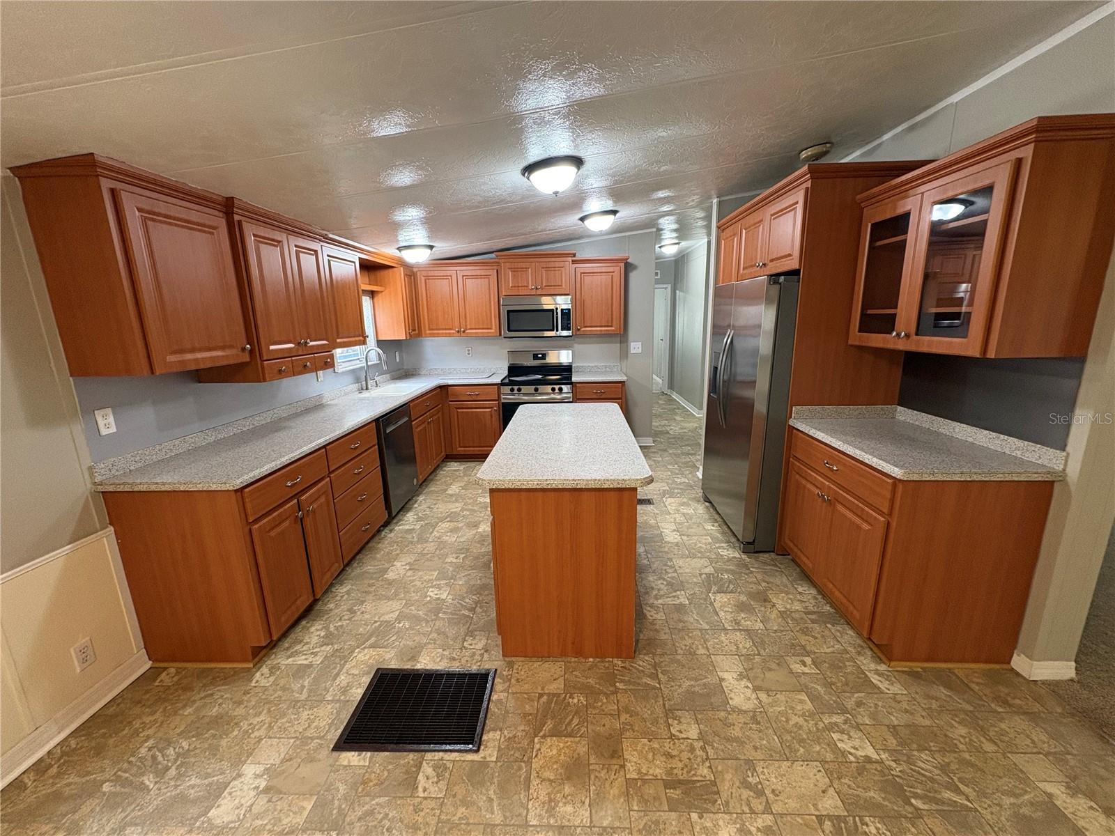 Image 8 of 22 For 4831 Rollinglen Loop W