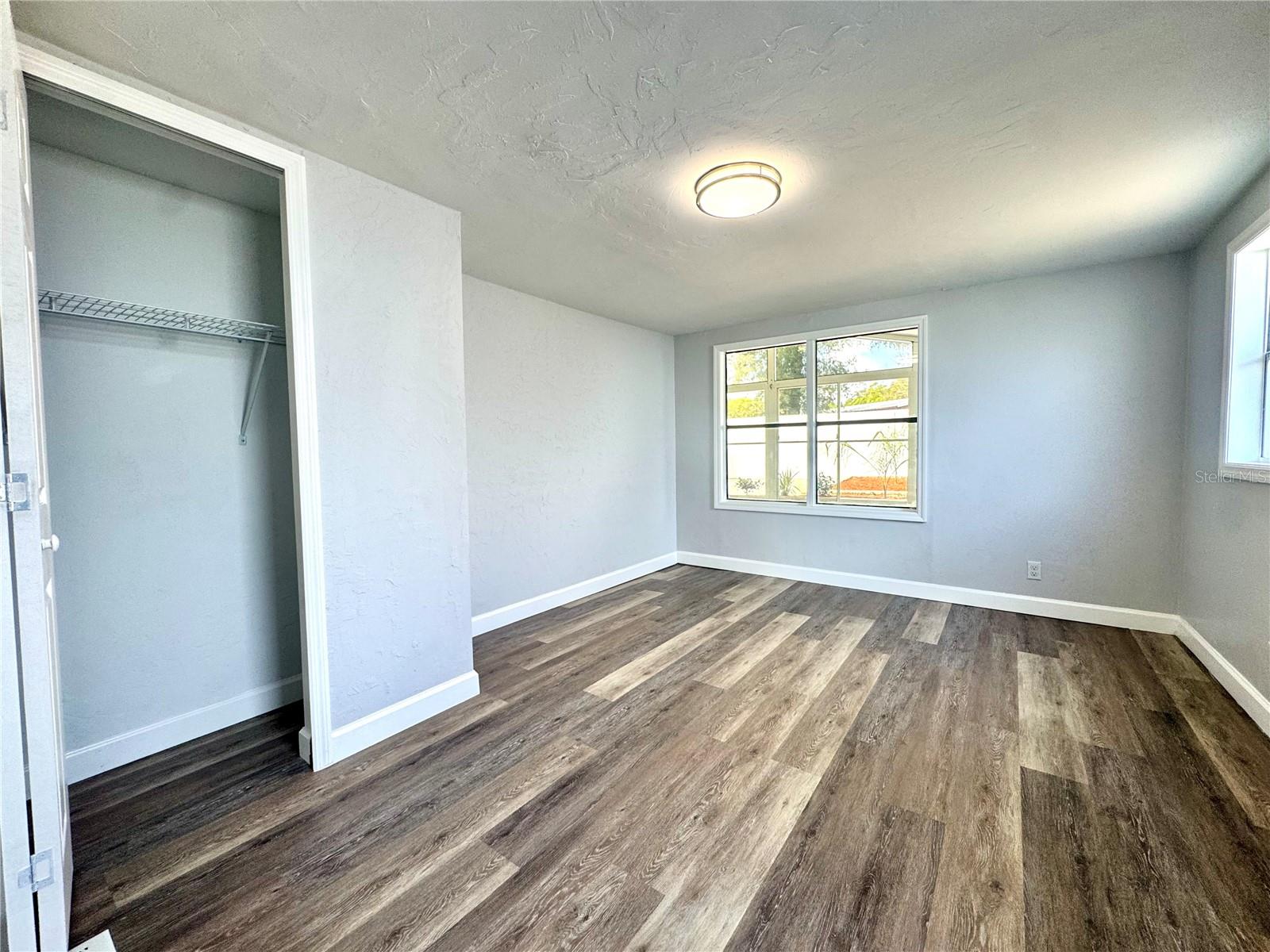 Image 19 of 39 For 4822 Rolling Meadow Drive