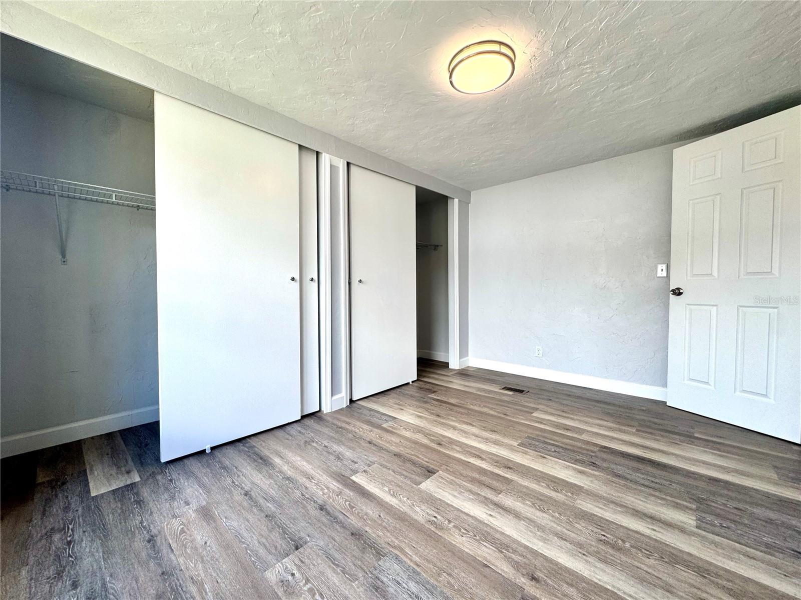 Image 24 of 39 For 4822 Rolling Meadow Drive