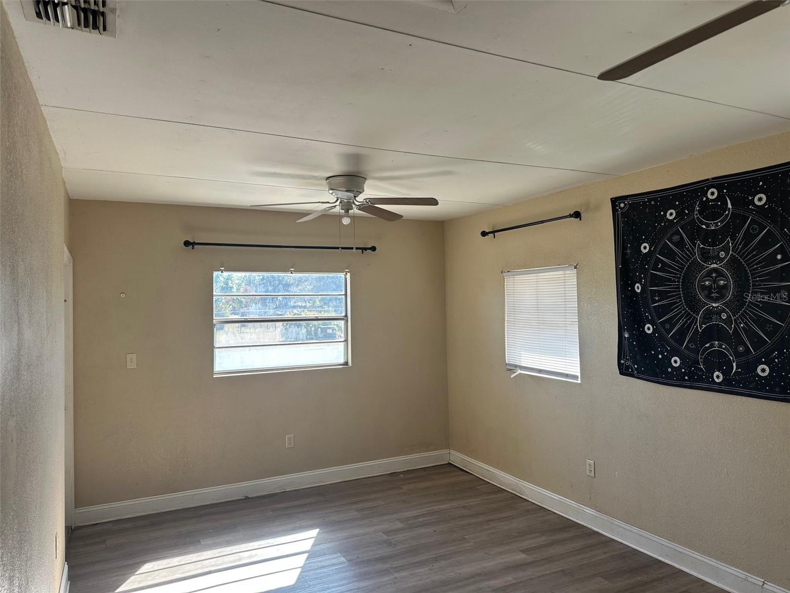 Image 4 of 9 For 485 Assembly Street