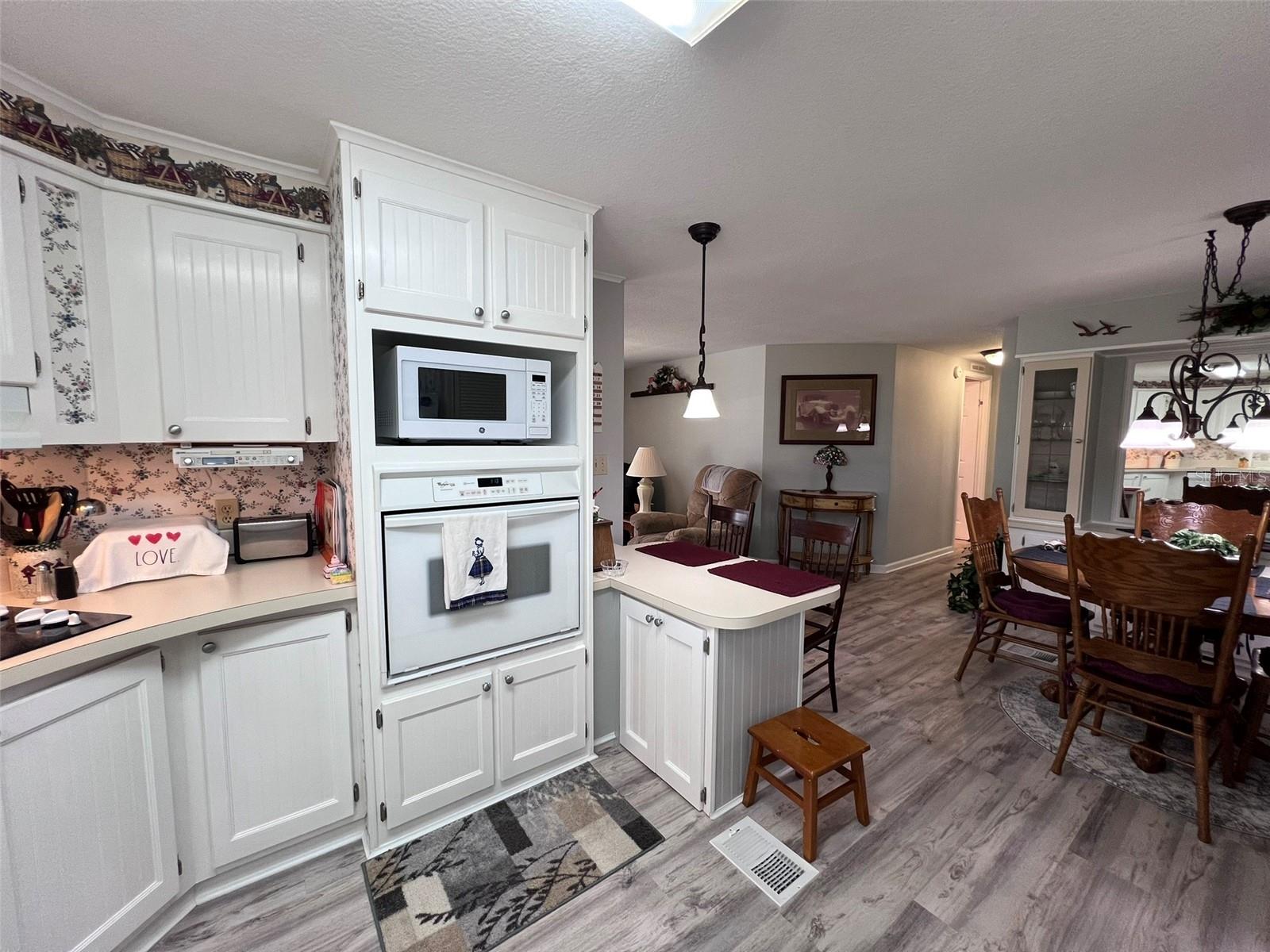 Image 10 of 59 For 2055 Floral Avenue 92