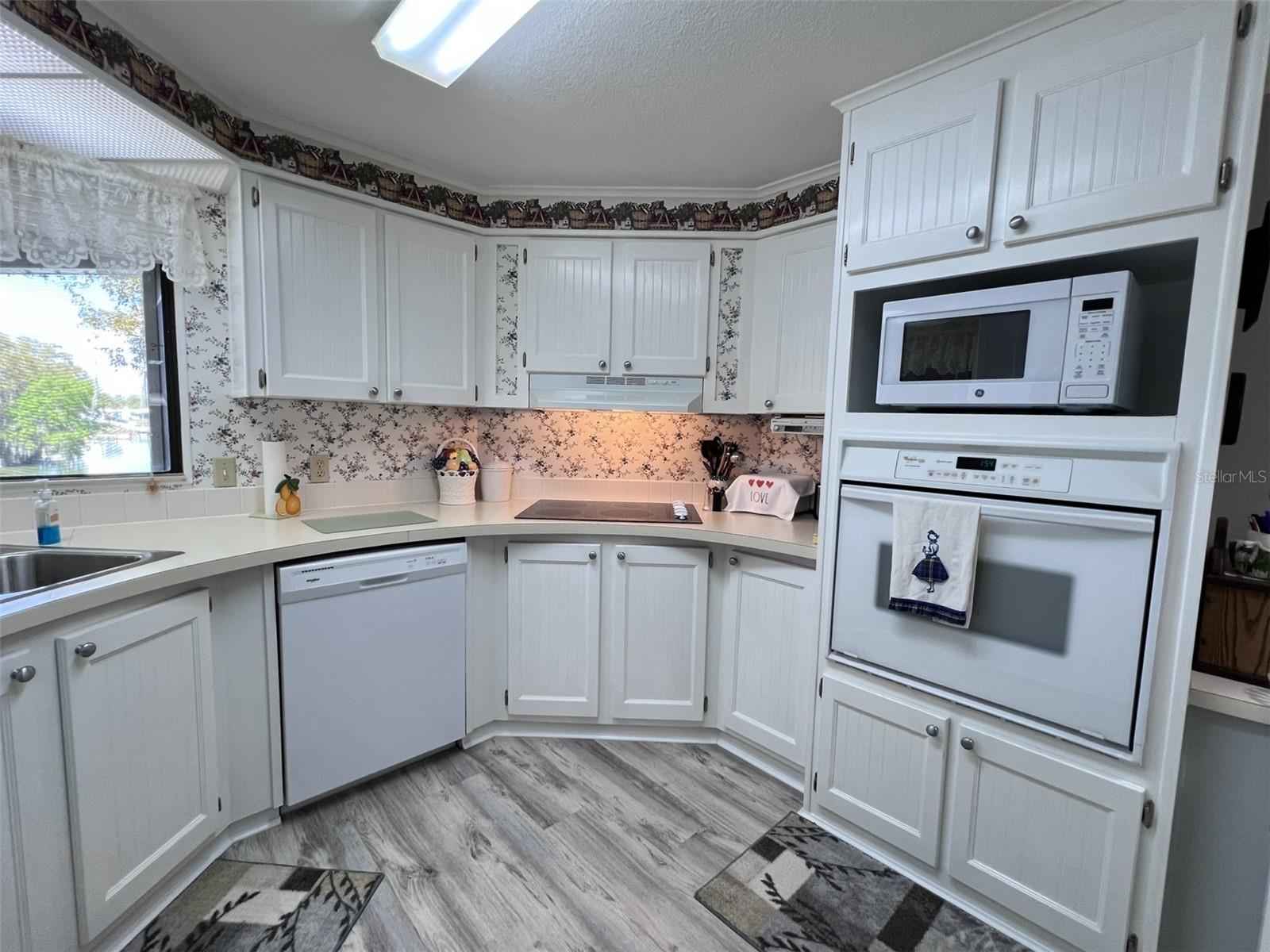 Image 11 of 59 For 2055 Floral Avenue 92