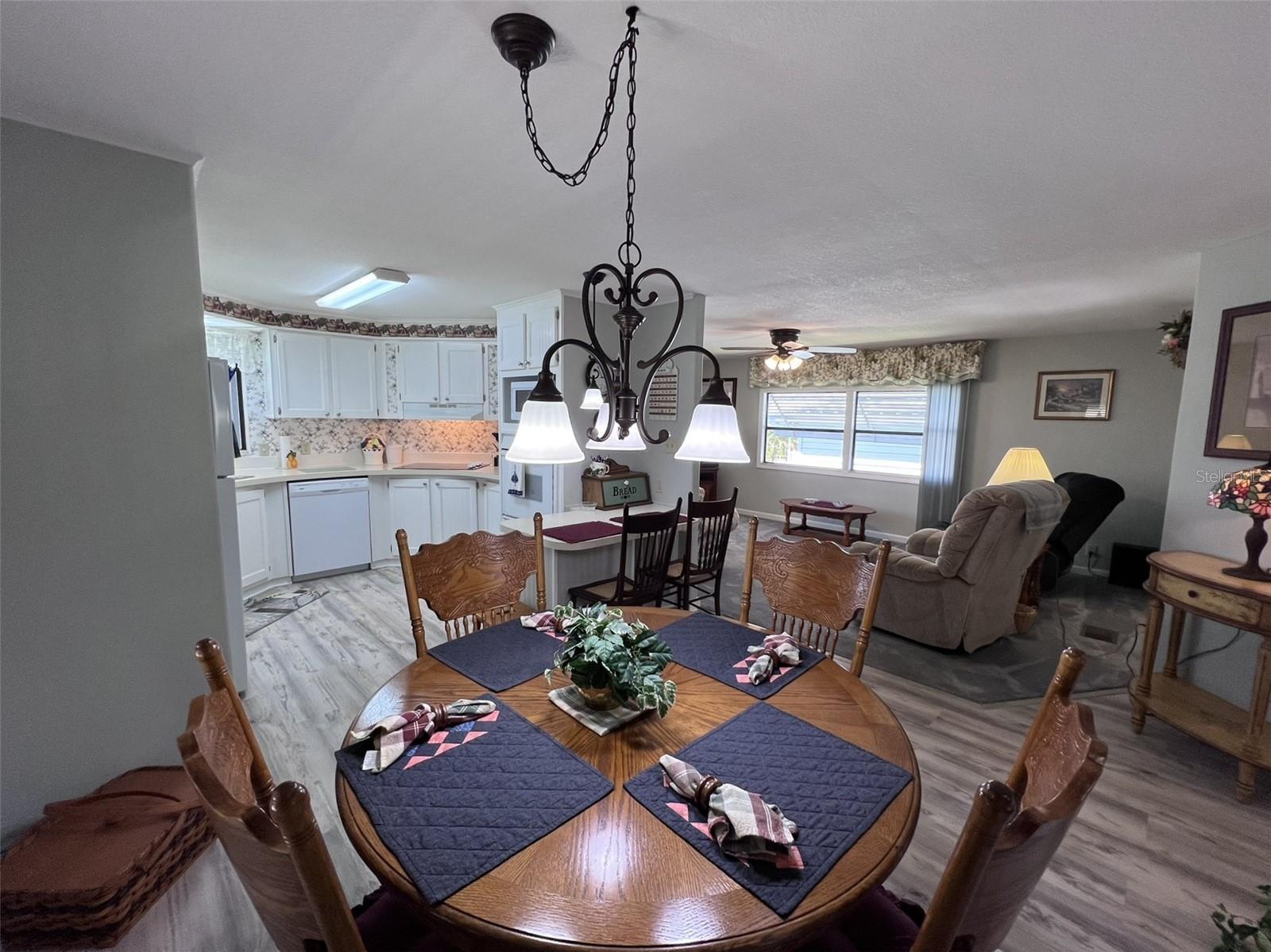 Image 17 of 59 For 2055 Floral Avenue 92