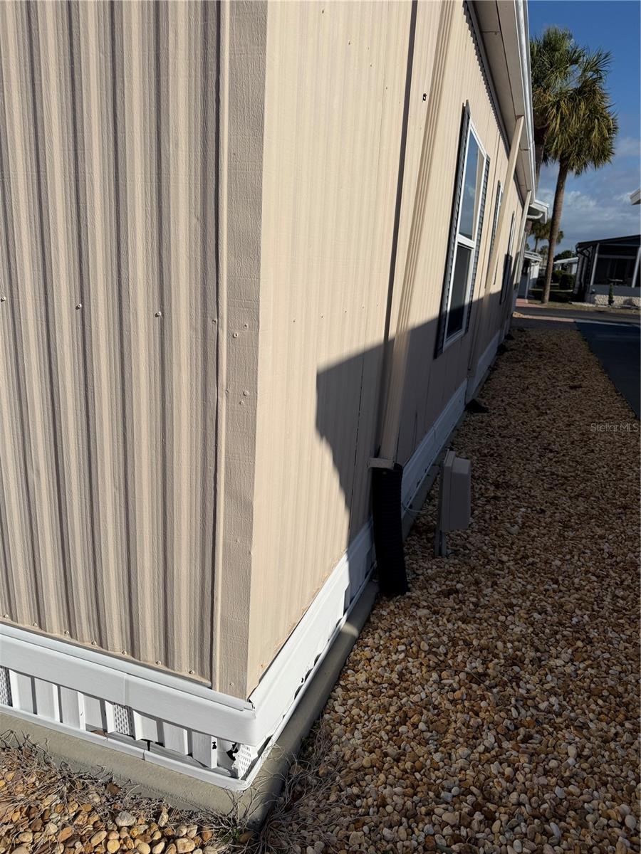 Image 16 of 16 For 4526 Redwood Street