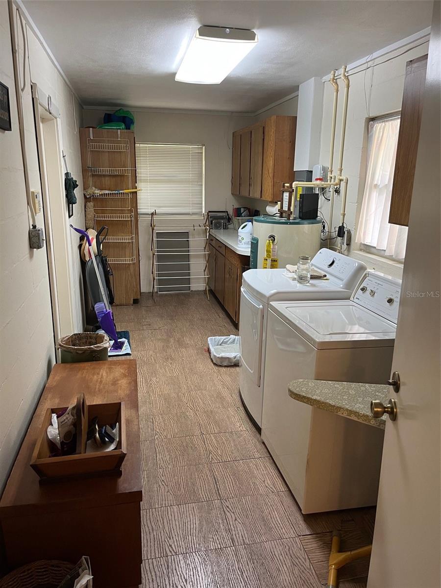 Image 15 of 15 For 2275 Helen Circle