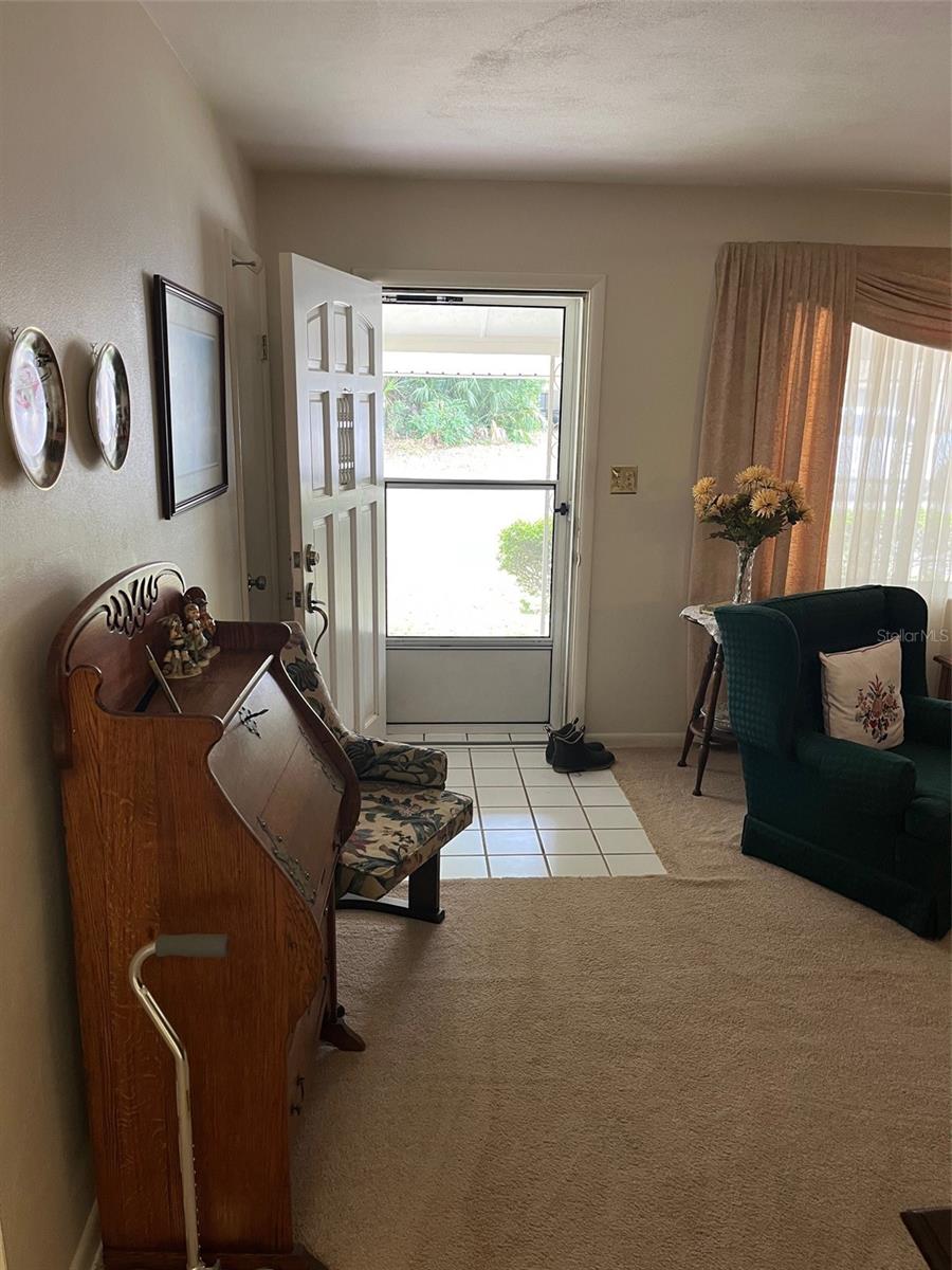 Image 8 of 15 For 2275 Helen Circle