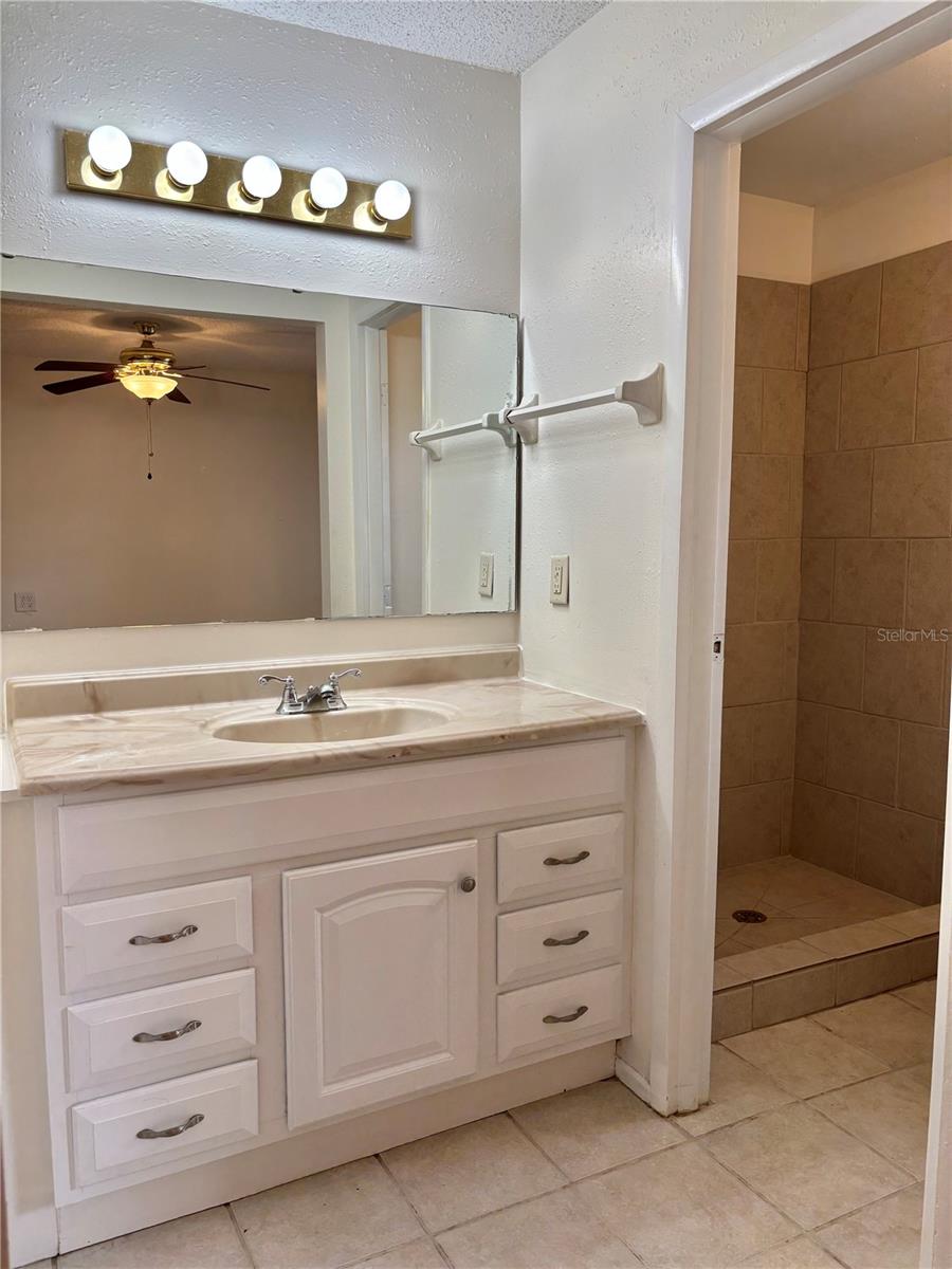 Image 15 of 30 For 890 White Birch Lane