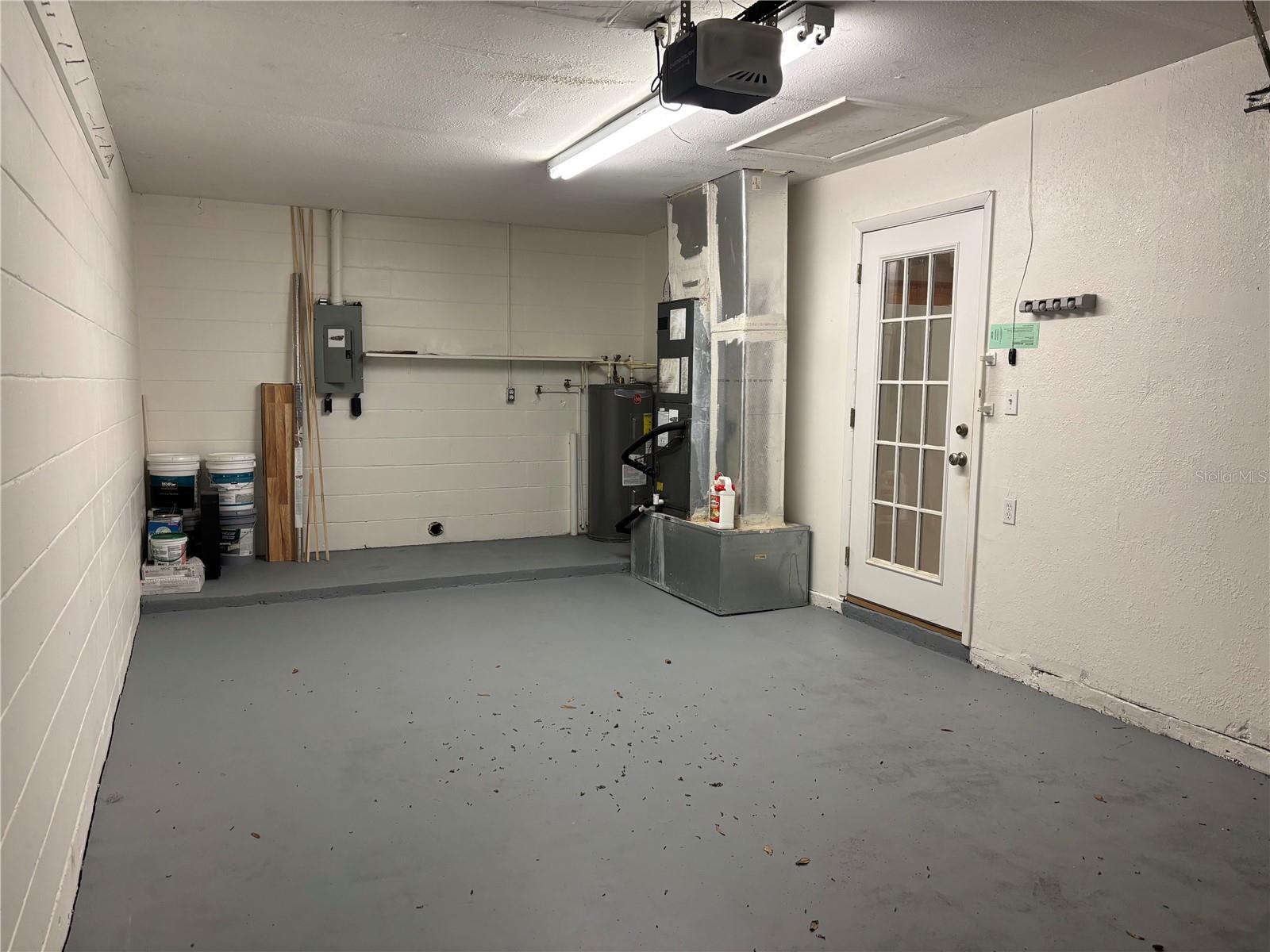 Image 23 of 30 For 890 White Birch Lane