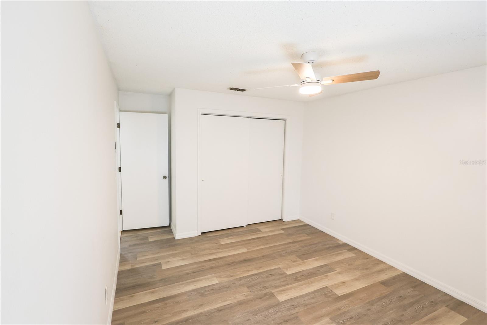 Image 11 of 16 For 918 Grape Avenue