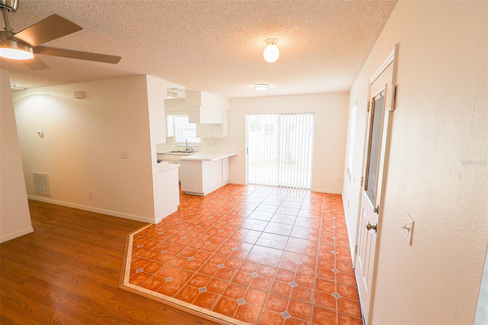 Image 7 of 16 For 918 Grape Avenue