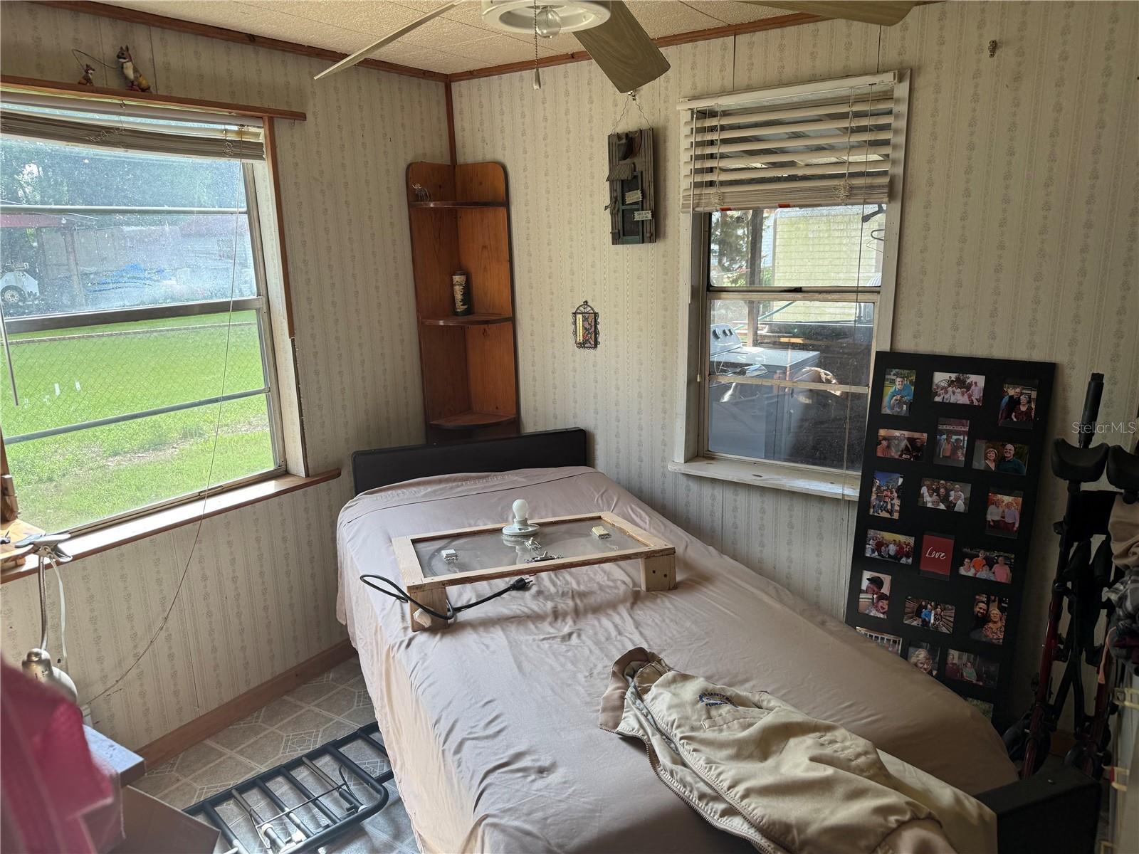 Image 17 of 22 For 120 4th Wahneta Street E