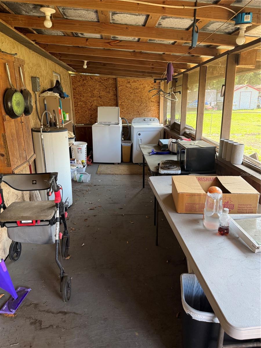 Image 21 of 22 For 120 4th Wahneta Street E