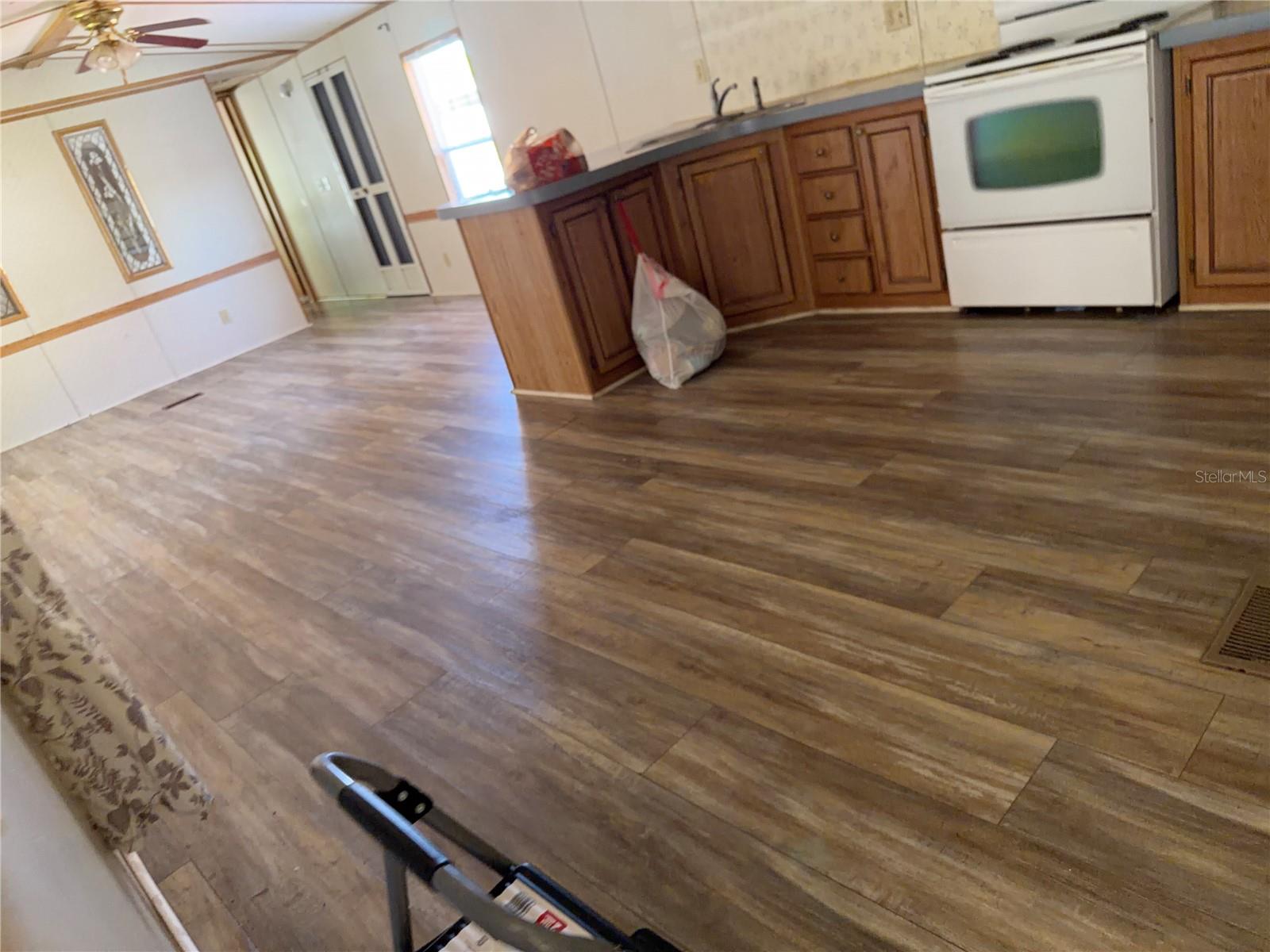 Image 7 of 16 For 1914 Regina Drive