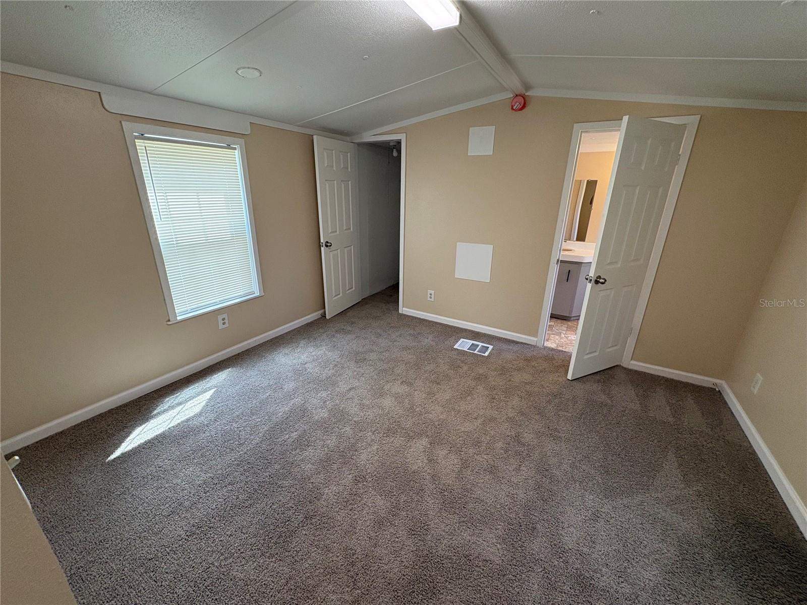 Image 9 of 14 For 10884 Country Haven Drive