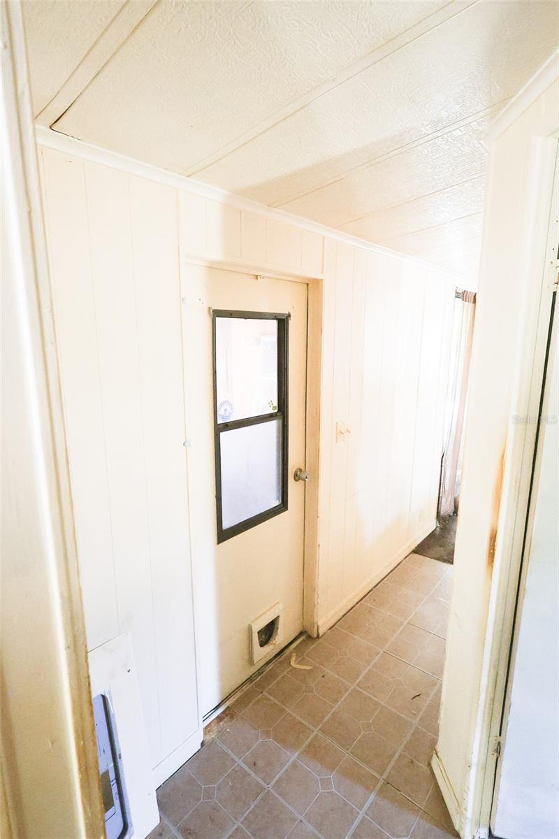 Image 12 of 18 For 220 King Road