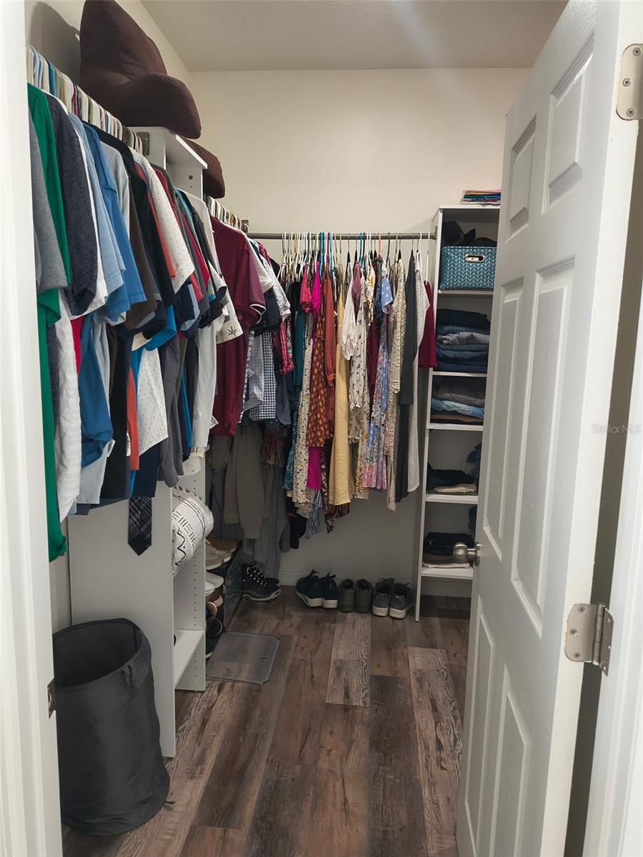 Image 18 of 43 For 1070 Lake Ariana Boulevard