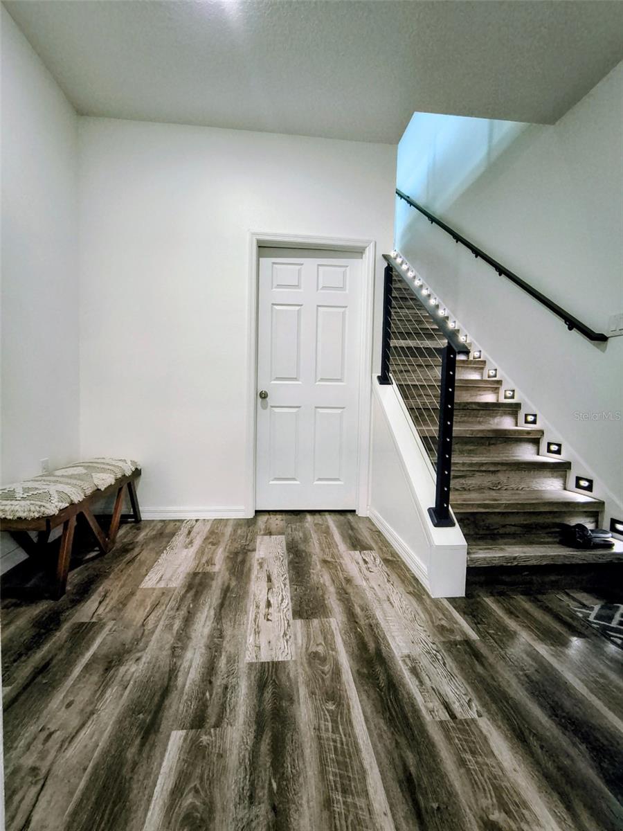 Image 37 of 43 For 1070 Lake Ariana Boulevard