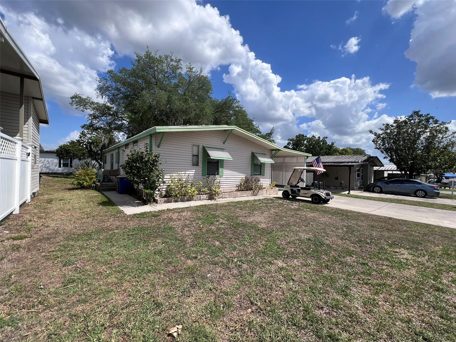 Image 2 of 41 For 2055 Floral Avenue 296