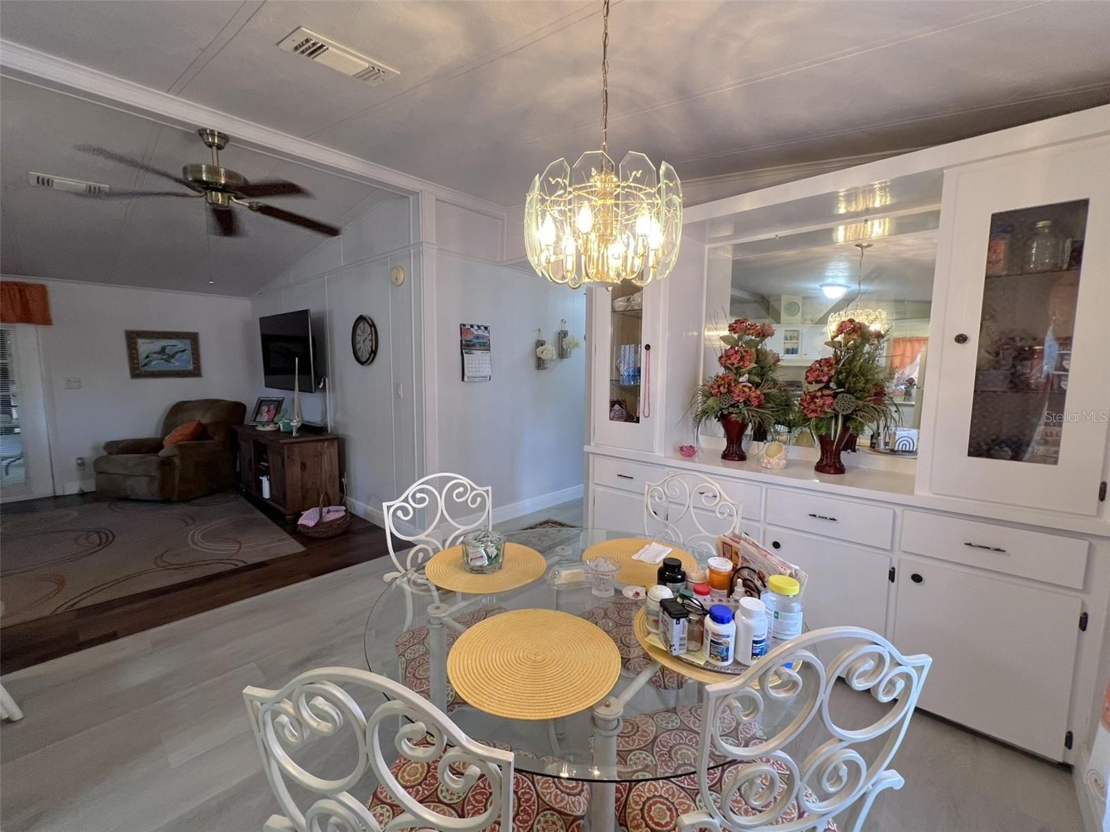 Image 25 of 41 For 2055 Floral Avenue 296