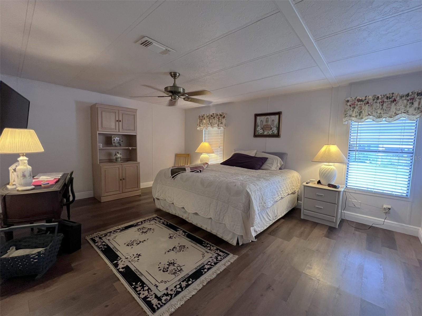 Image 29 of 41 For 2055 Floral Avenue 296