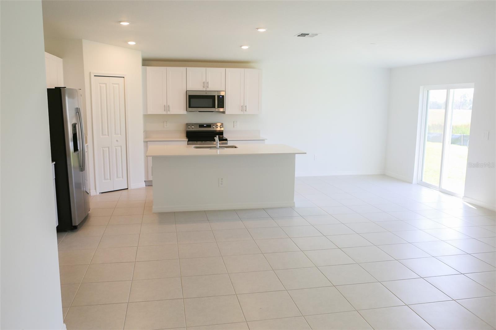 Image 6 of 22 For 4196 Singing Mockingbird Boulevard