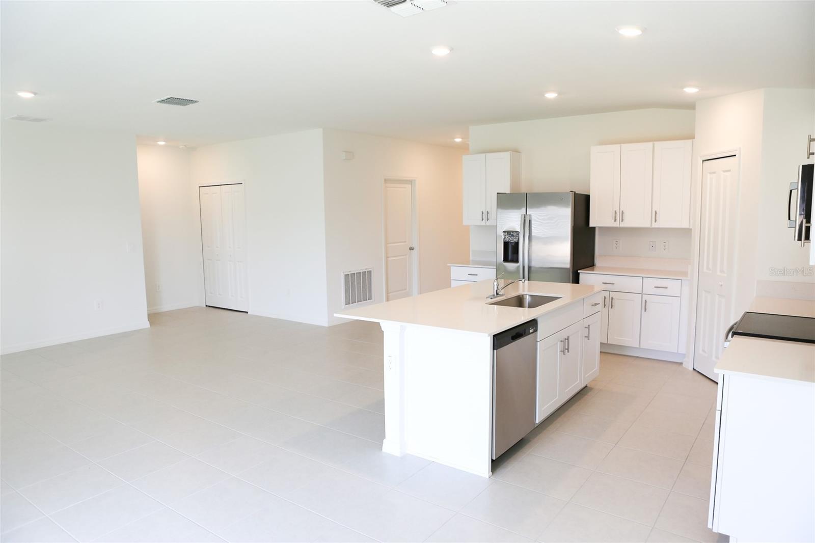 Image 7 of 22 For 4196 Singing Mockingbird Boulevard