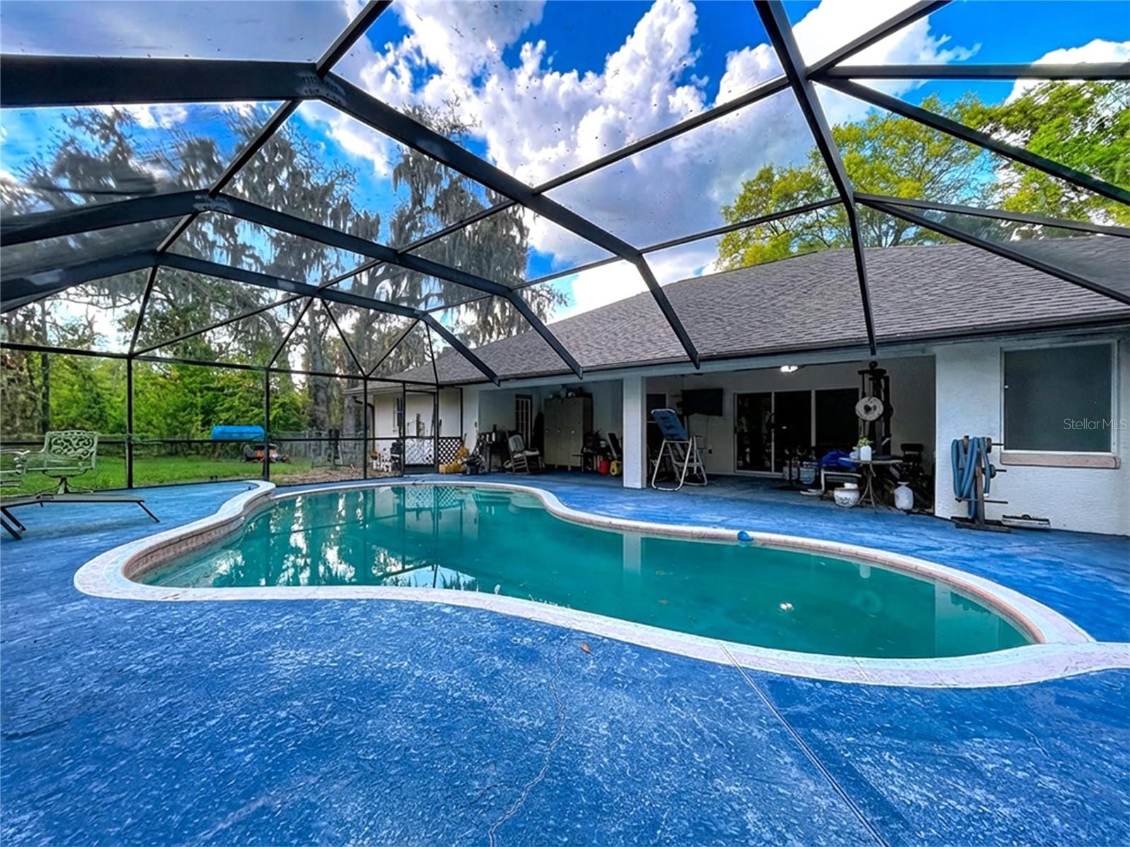 Image 22 of 26 For 8402 Southwood Pines Street