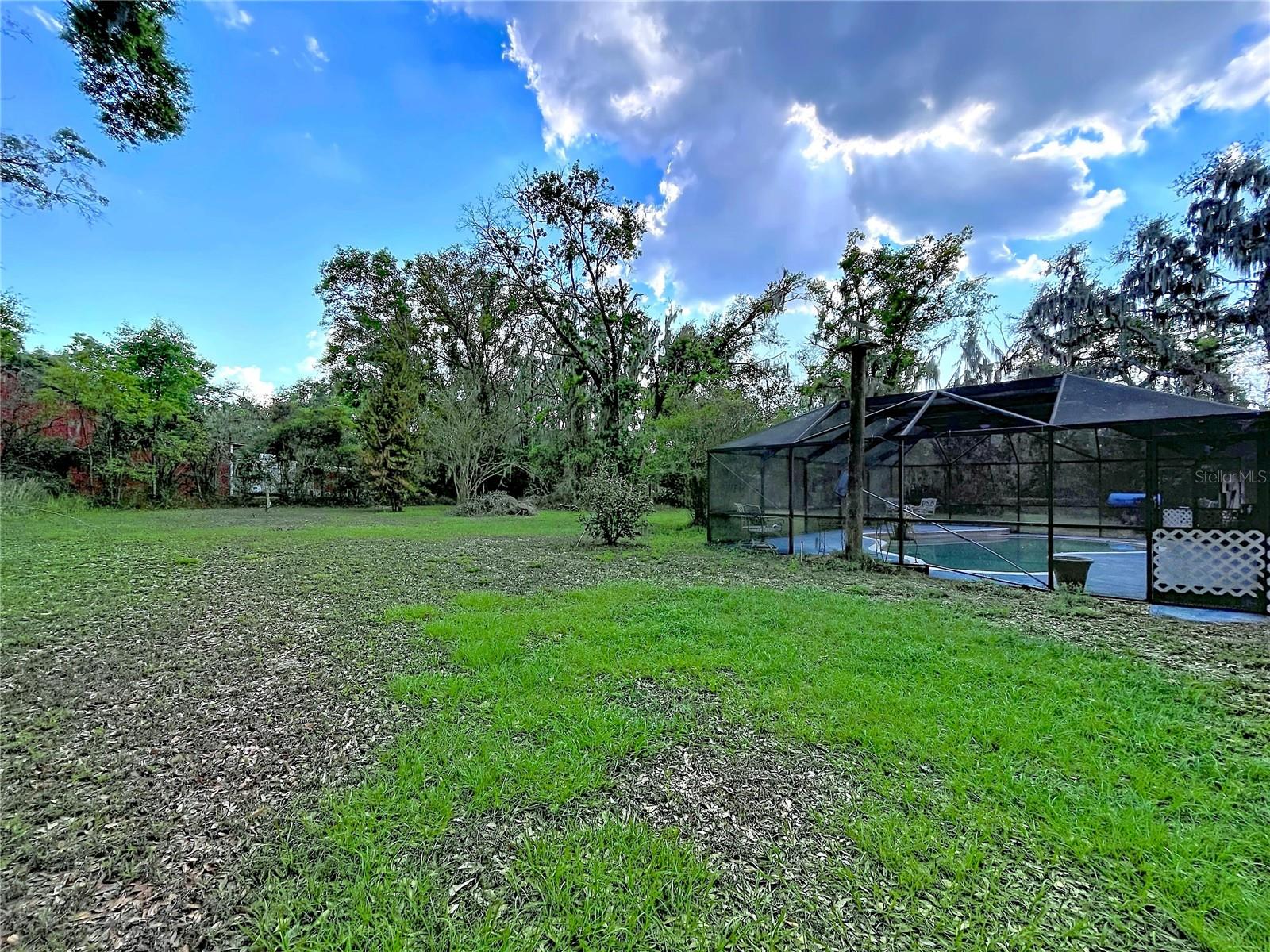 Image 24 of 26 For 8402 Southwood Pines Street