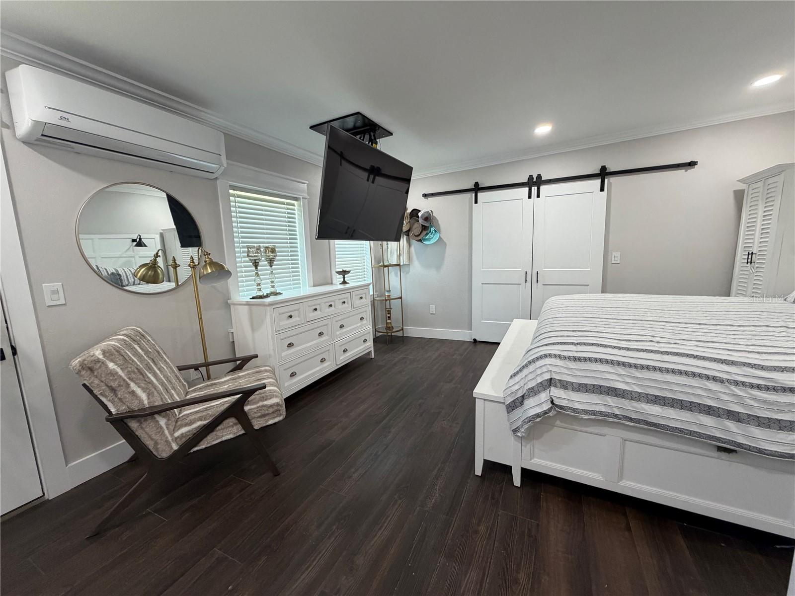 Image 30 of 39 For 1570 Imperial Avenue