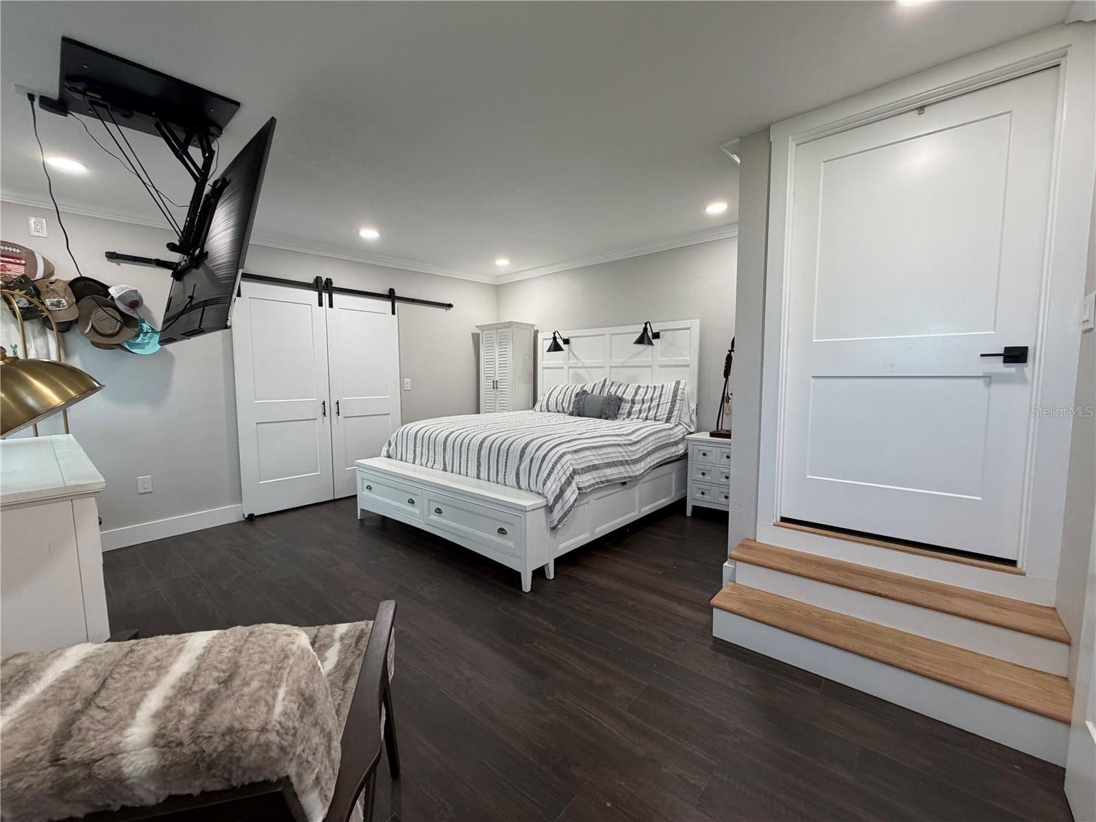 Image 33 of 39 For 1570 Imperial Avenue