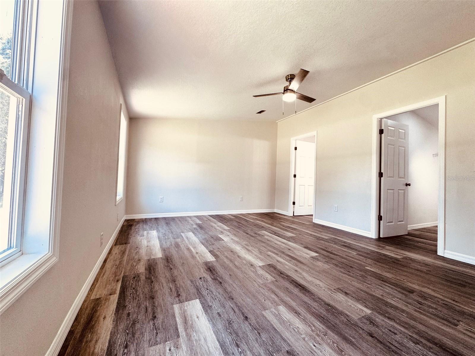 Image 11 of 35 For 4220 Old Dixie Highway