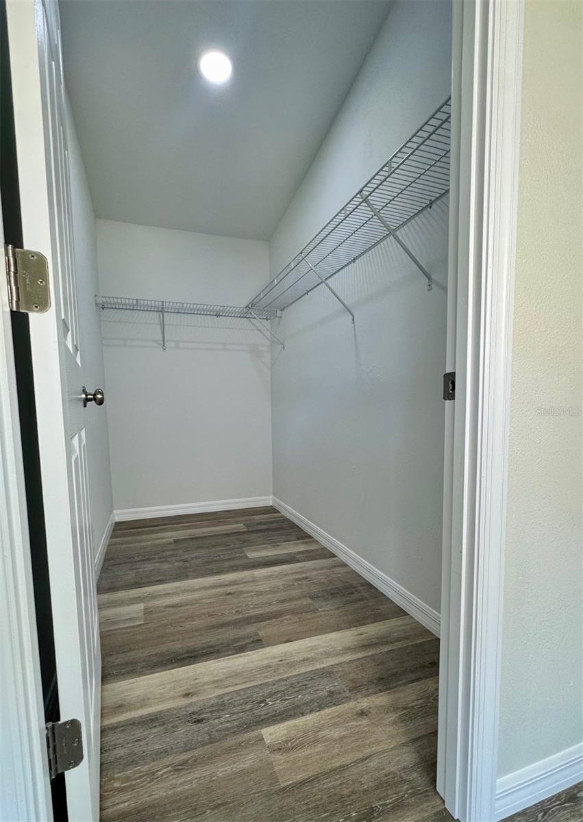 Image 14 of 35 For 4220 Old Dixie Highway