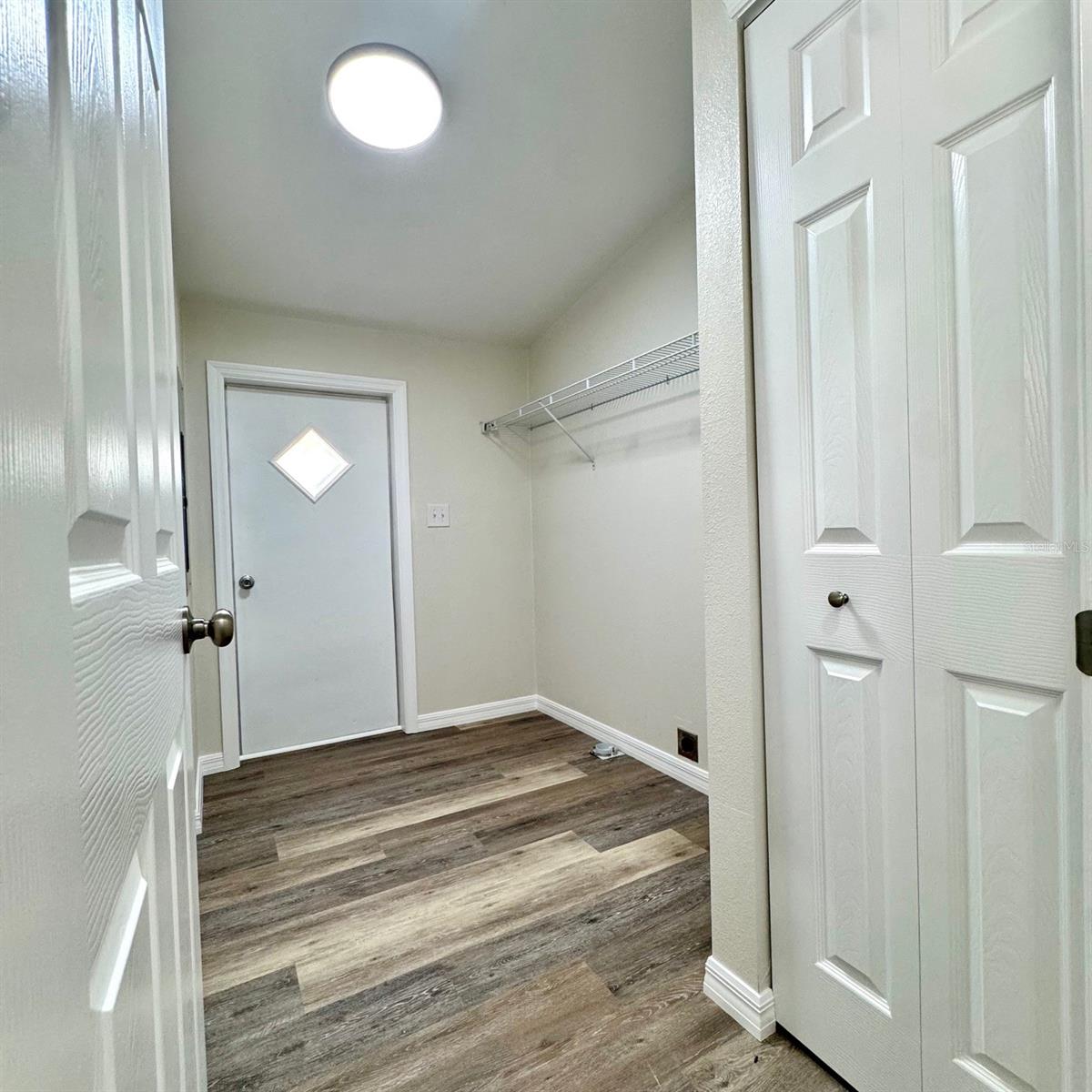 Image 24 of 35 For 4220 Old Dixie Highway