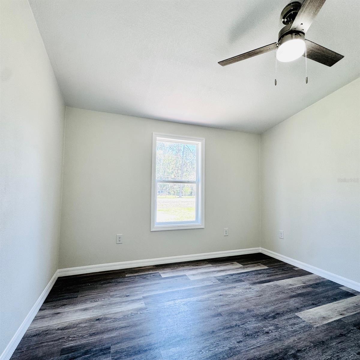 Image 25 of 35 For 4220 Old Dixie Highway