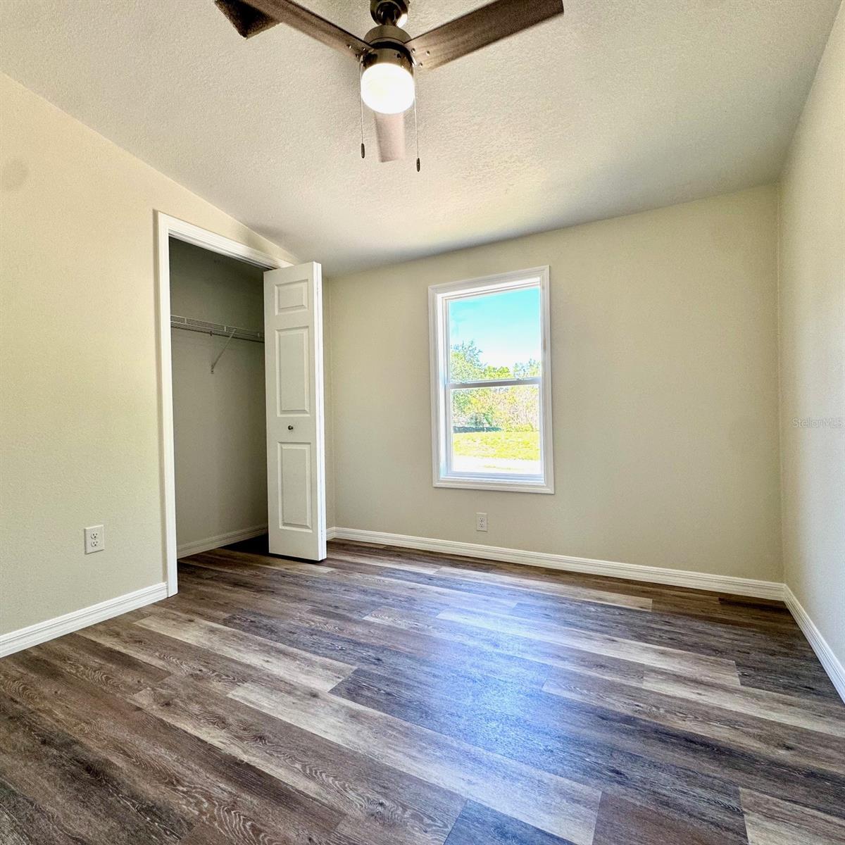 Image 27 of 35 For 4220 Old Dixie Highway