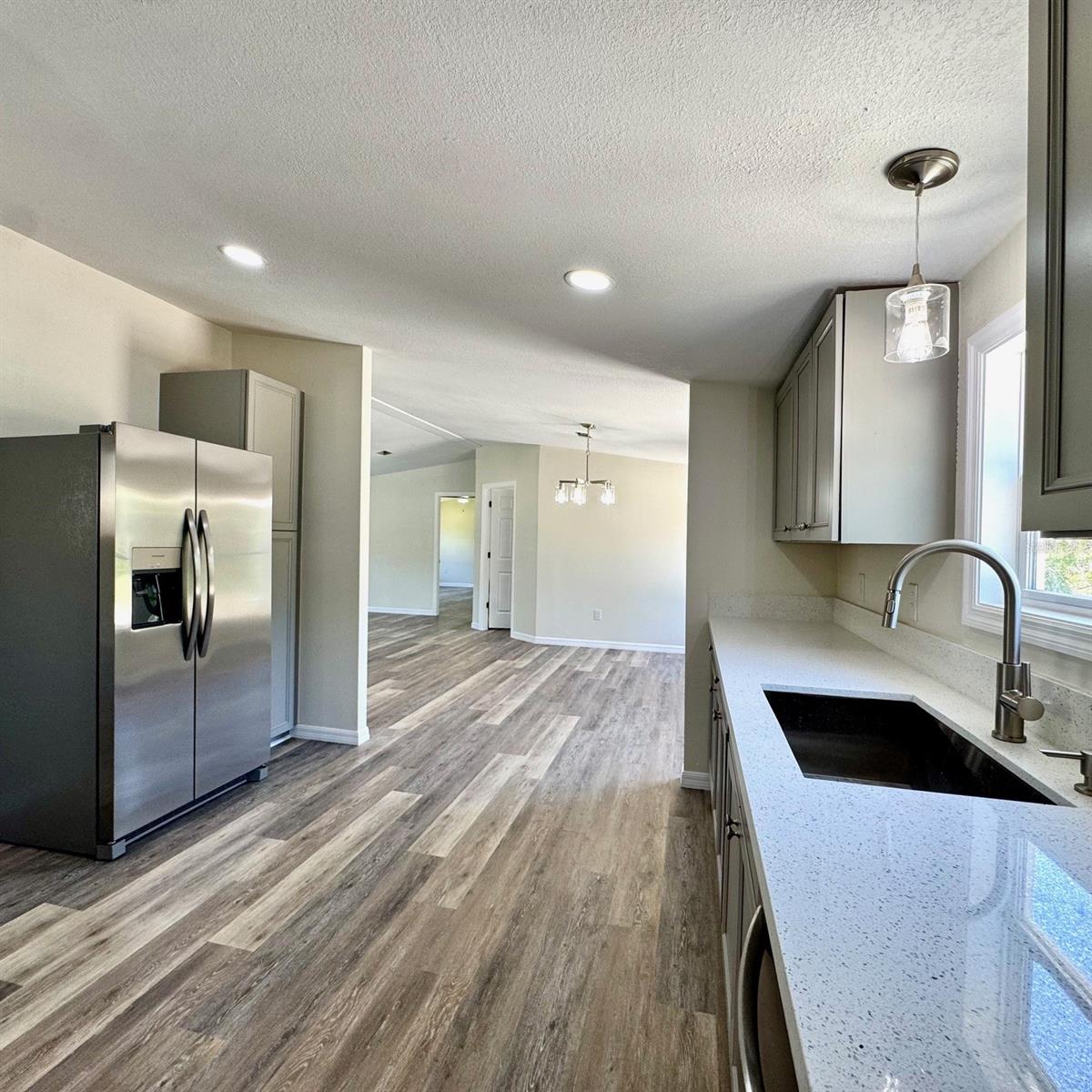 Image 9 of 35 For 4220 Old Dixie Highway