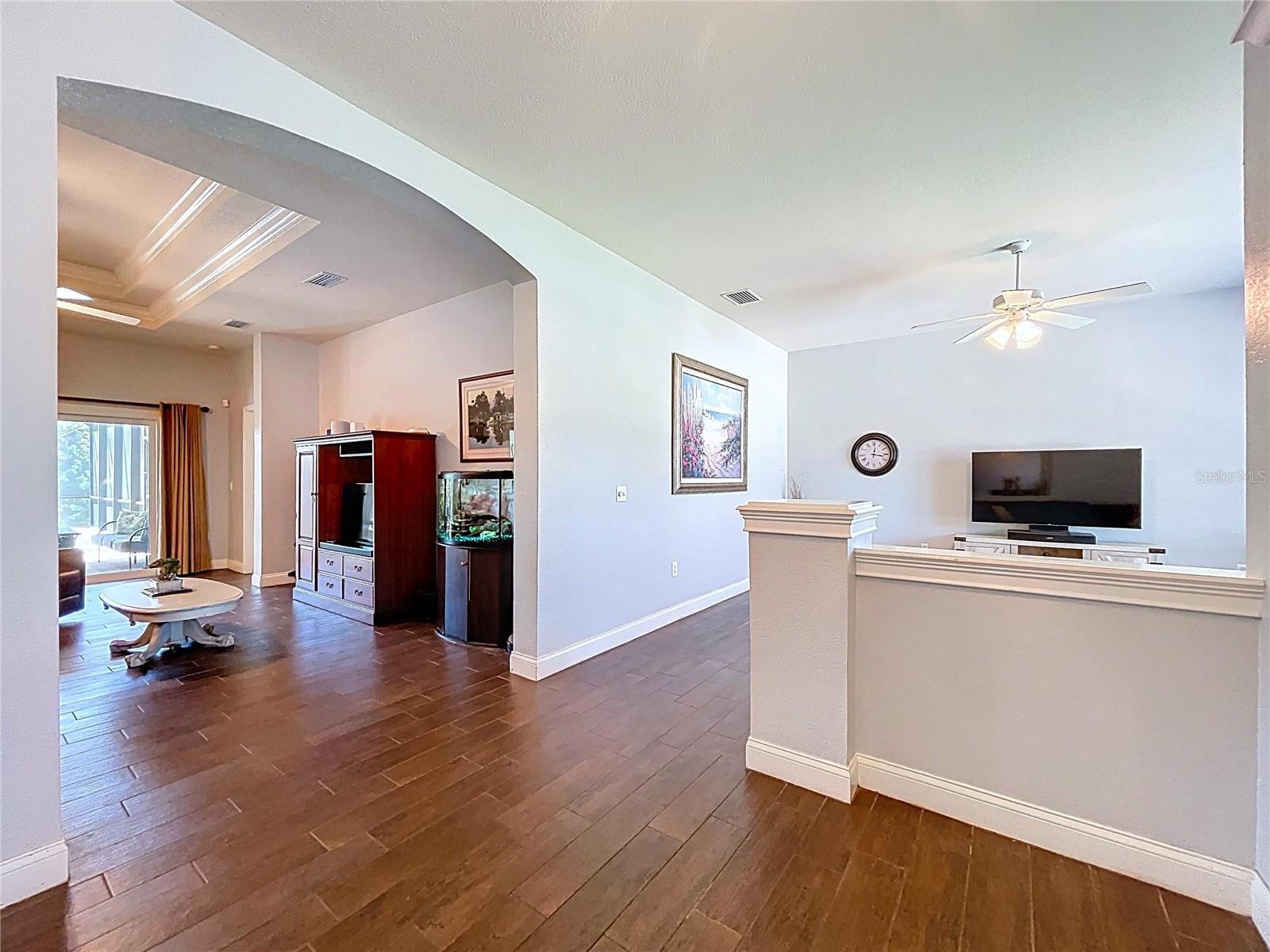 Image 18 of 78 For 408 Talamone Drive