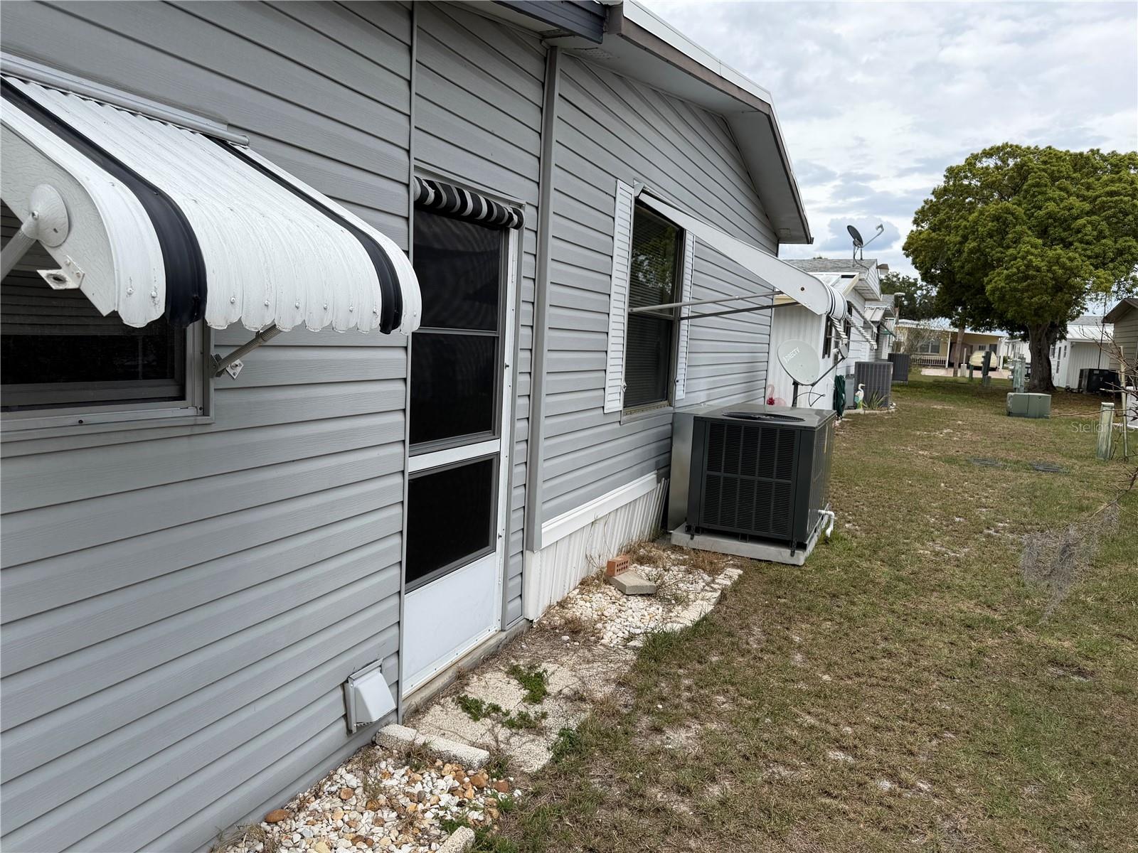 Image 4 of 16 For 4038 Rolling Oaks Drive