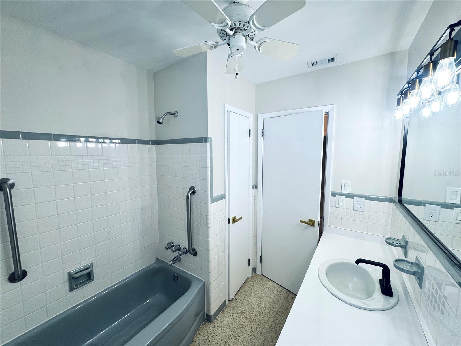 Image 19 of 29 For 1358 Byron Drive