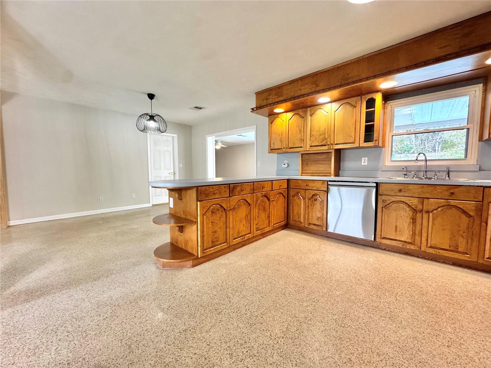 Image 5 of 29 For 1358 Byron Drive