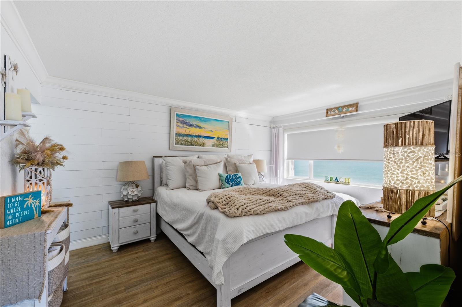 Image 18 of 47 For 6940 Ocean Drive 816a