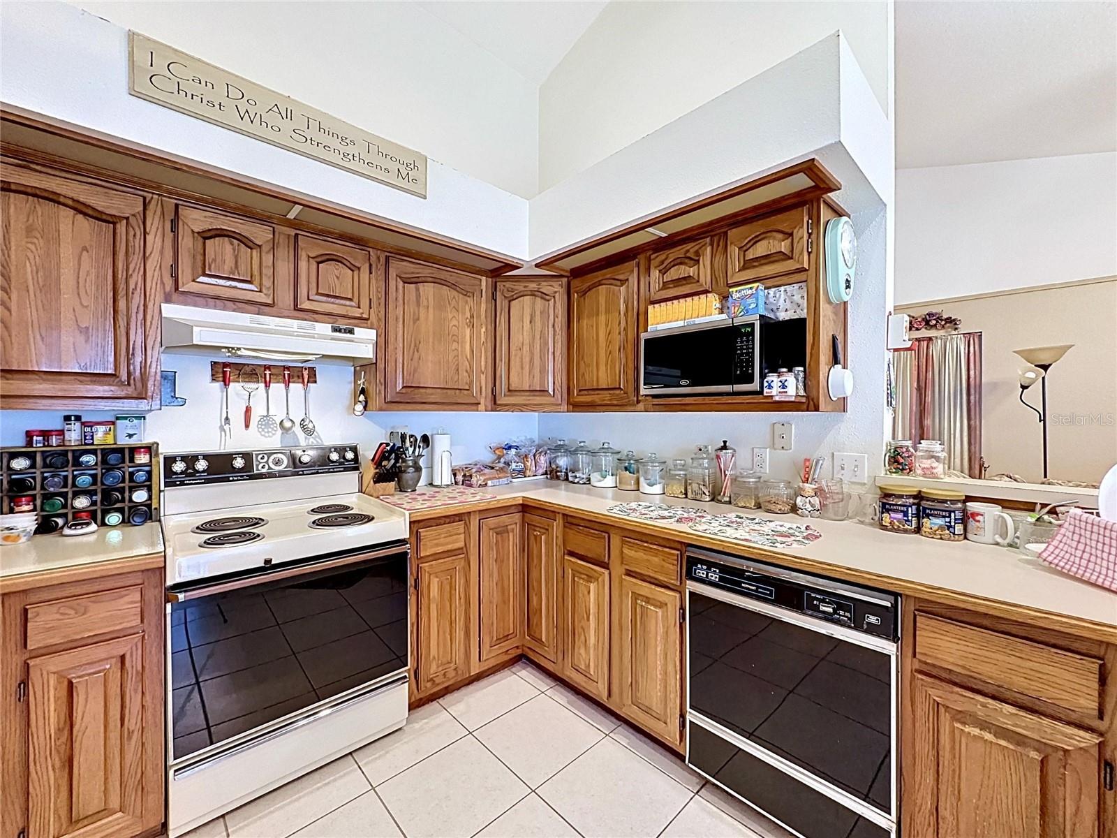 Image 15 of 70 For 1681 Spring Ridge Circle