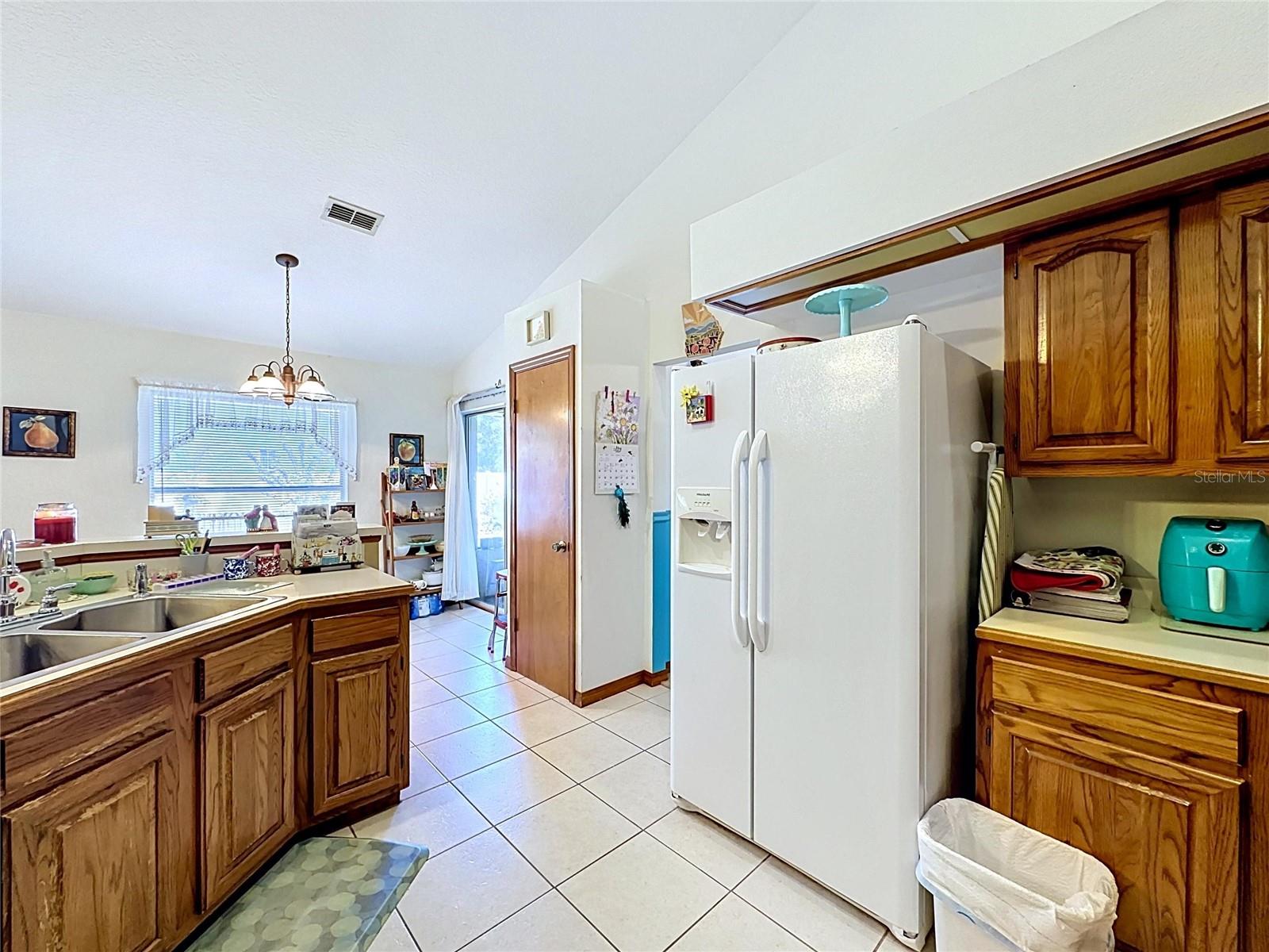 Image 20 of 70 For 1681 Spring Ridge Circle