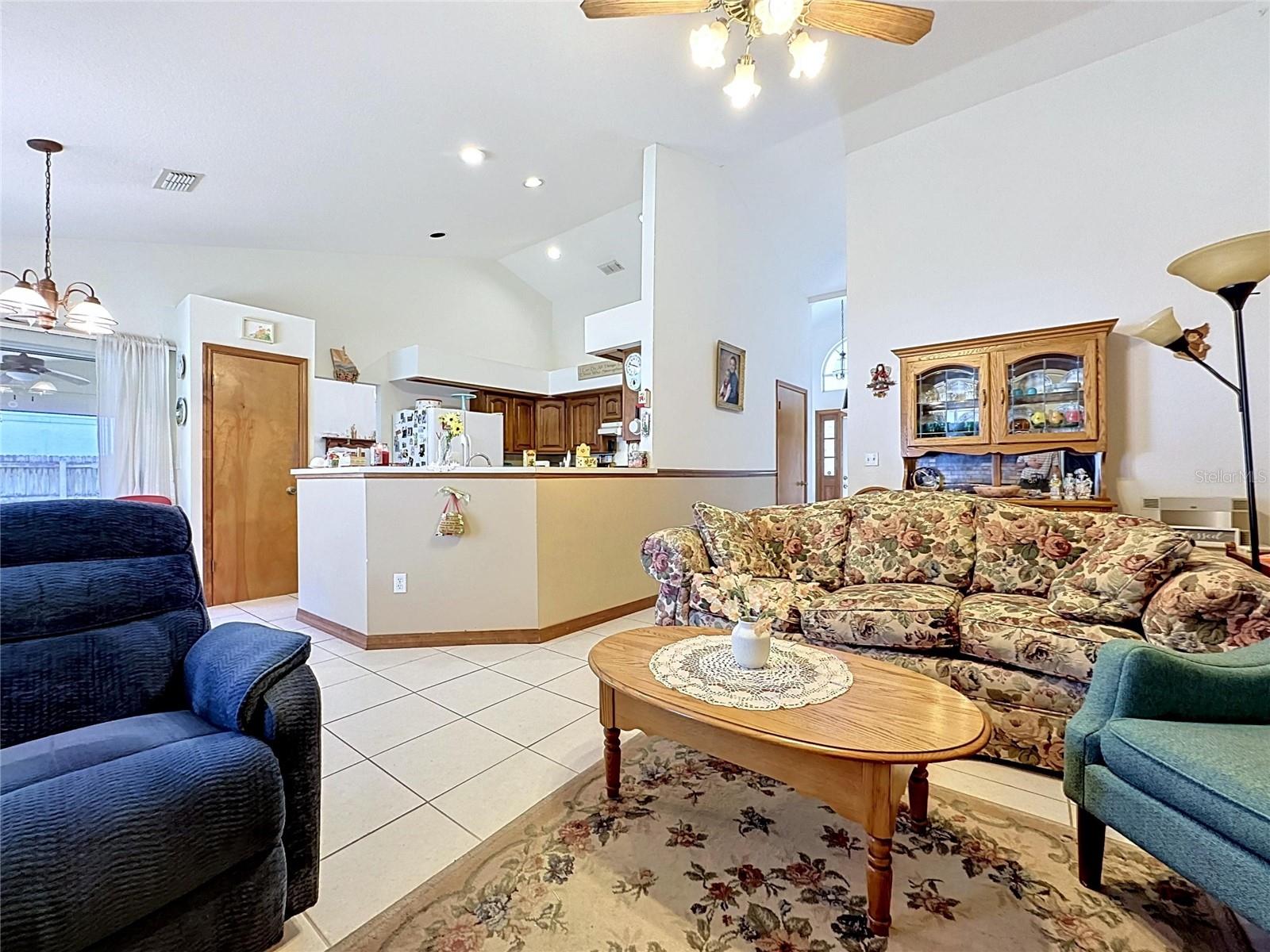 Image 23 of 70 For 1681 Spring Ridge Circle