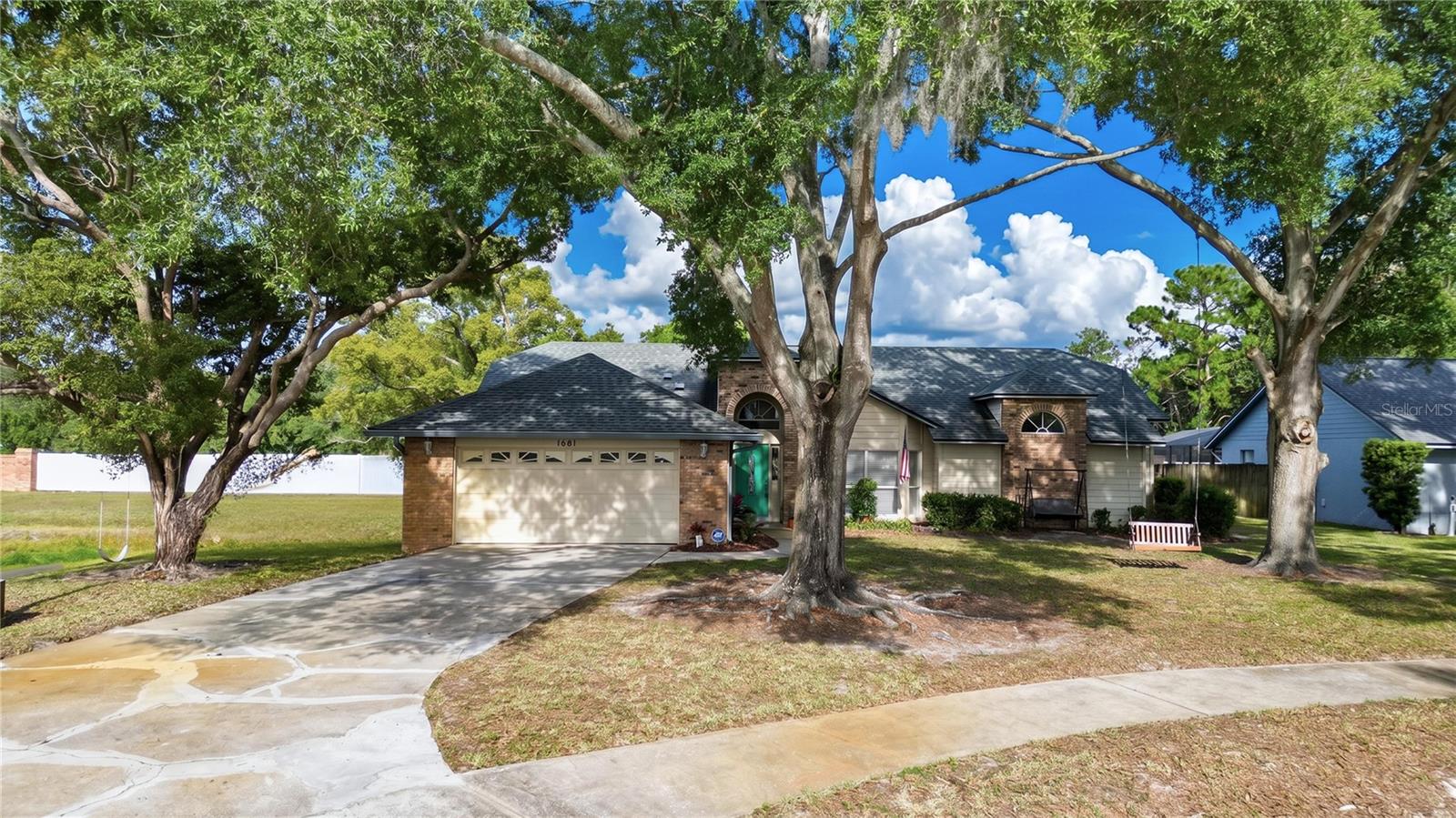 Image 3 of 70 For 1681 Spring Ridge Circle