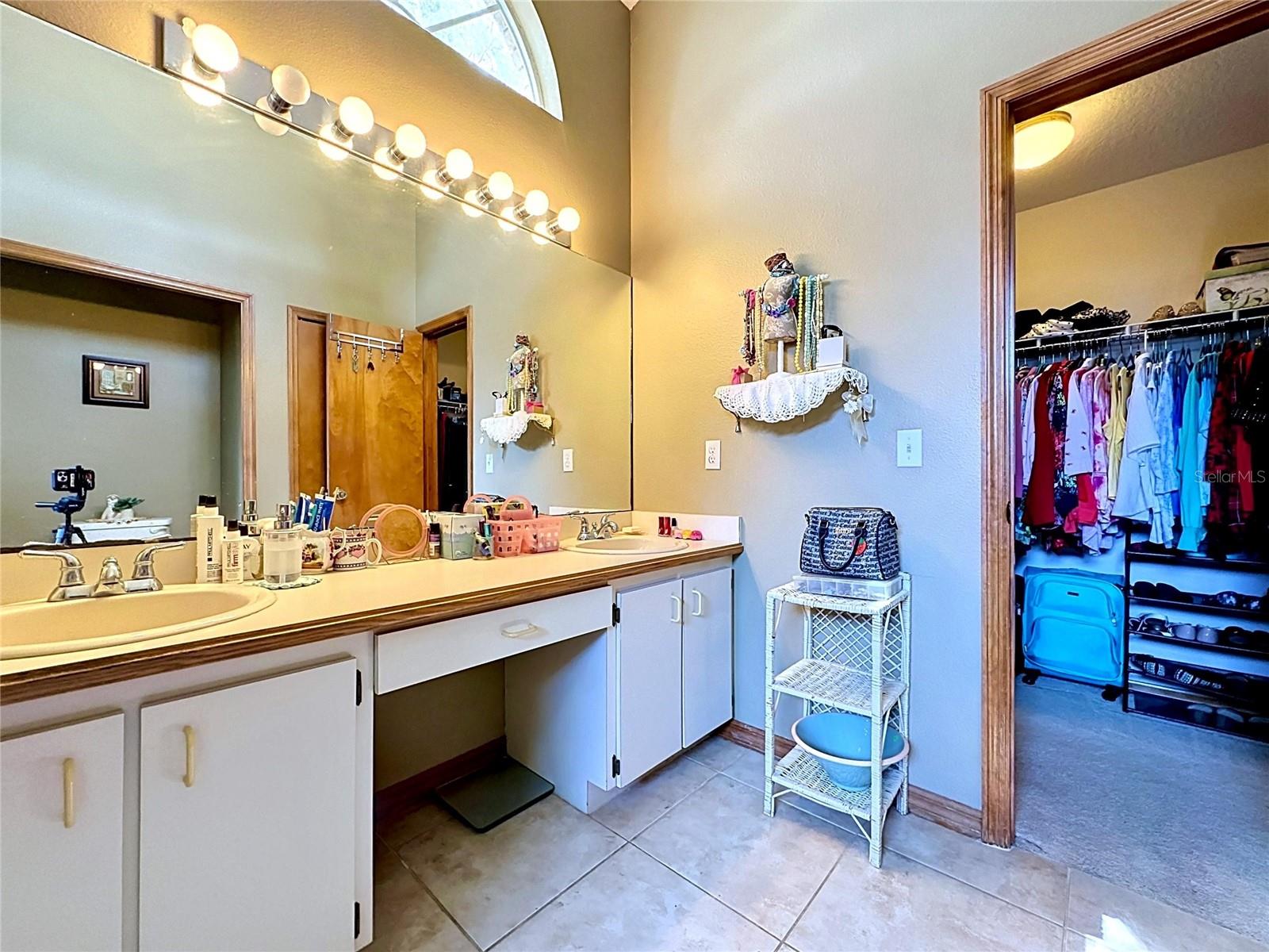 Image 33 of 70 For 1681 Spring Ridge Circle